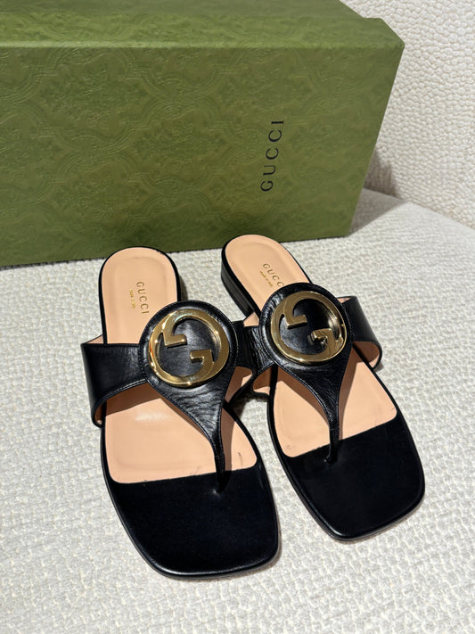 Gucci Blondie Sandals – Black Leather with Gold Logo – EU 38.5
