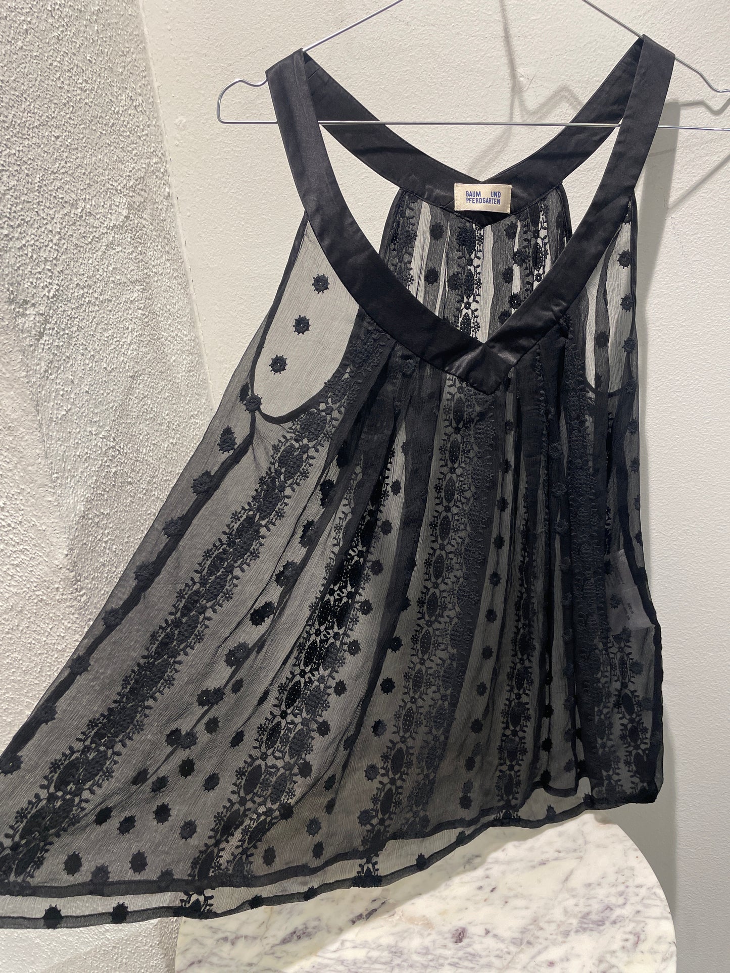Baum & Pferdgarten - Black silk top - EU36