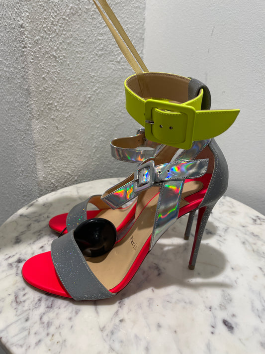 Turn Heads: Christian Louboutin Multipot 100 Sandals - 38
