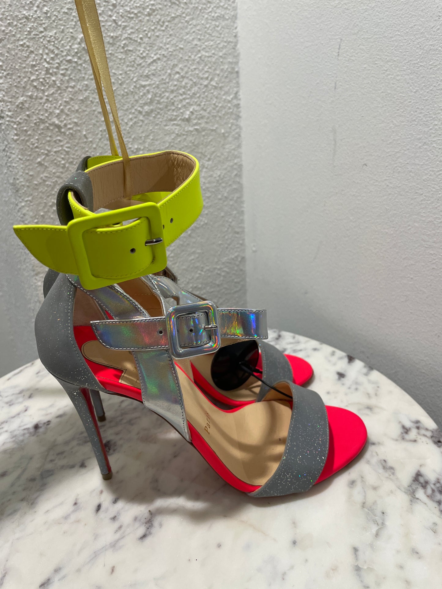 Turn Heads: Christian Louboutin Multipot 100 Sandals - 38