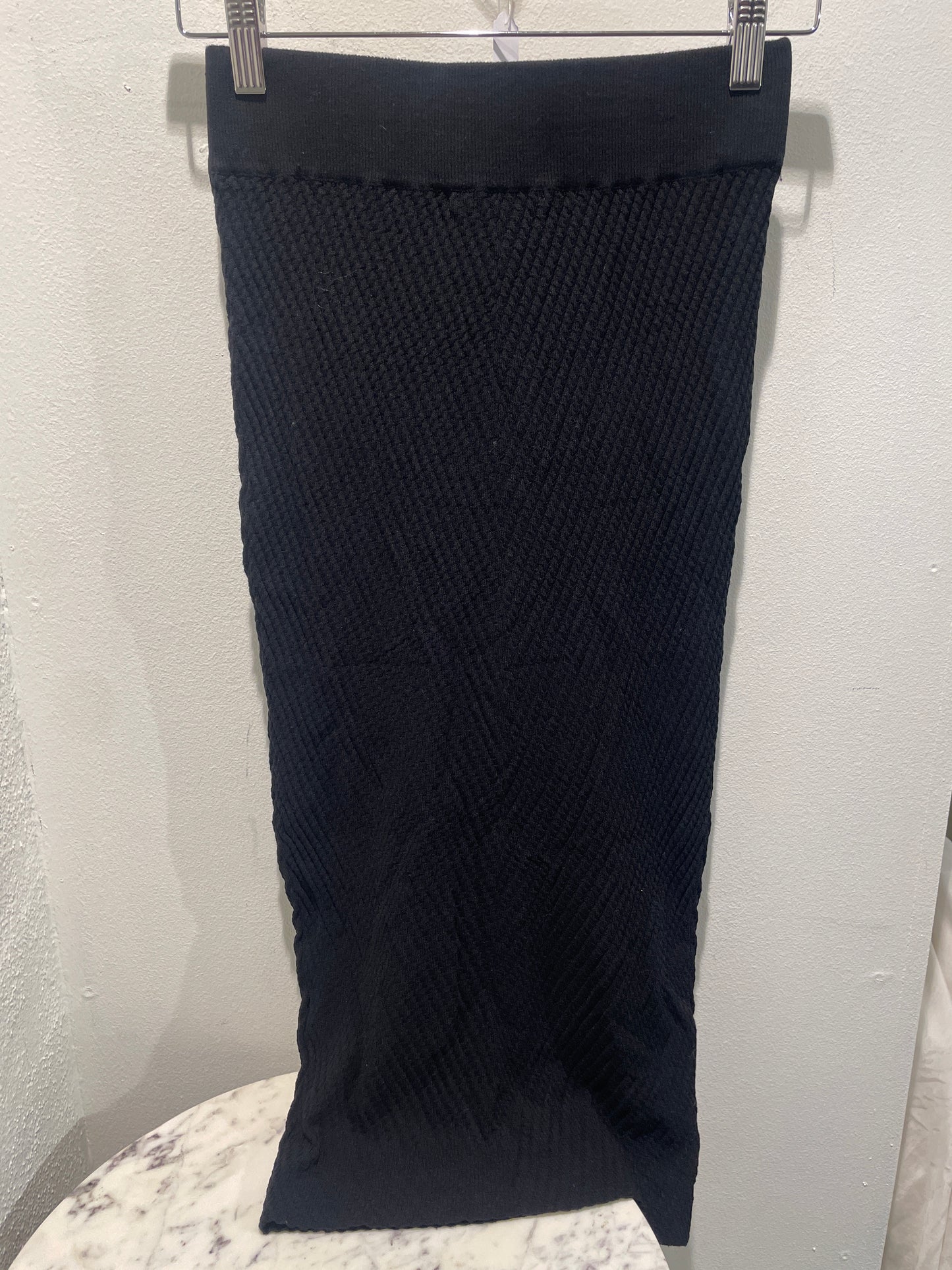 Bruuns Bazaar - Under knee knitted dress - black - S- Medinas Wardrobeb