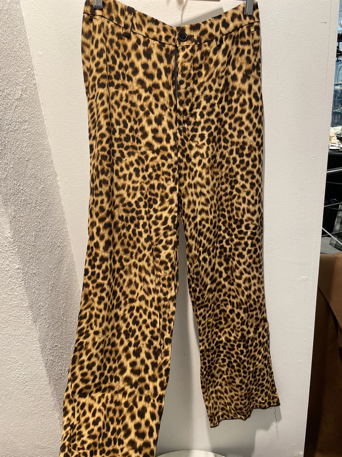 Zara Leopard Wide-Leg Trousers – Size Small - Medinas Wardrobe