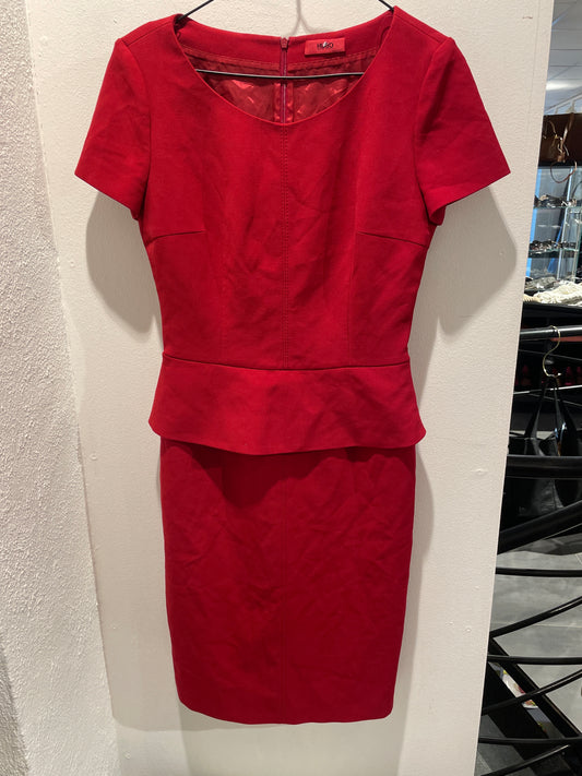Boss - red label - Deep red Dress - EU38 - Medinas Wardrobe