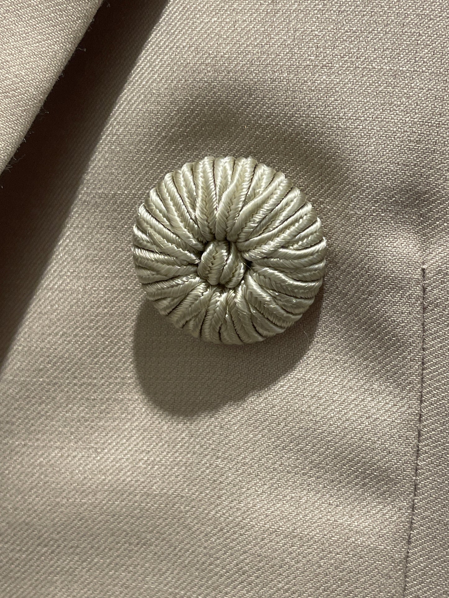 Exclusive Double-Breasted Blazer with Structured Shoulder Detail – Beige - EU42
