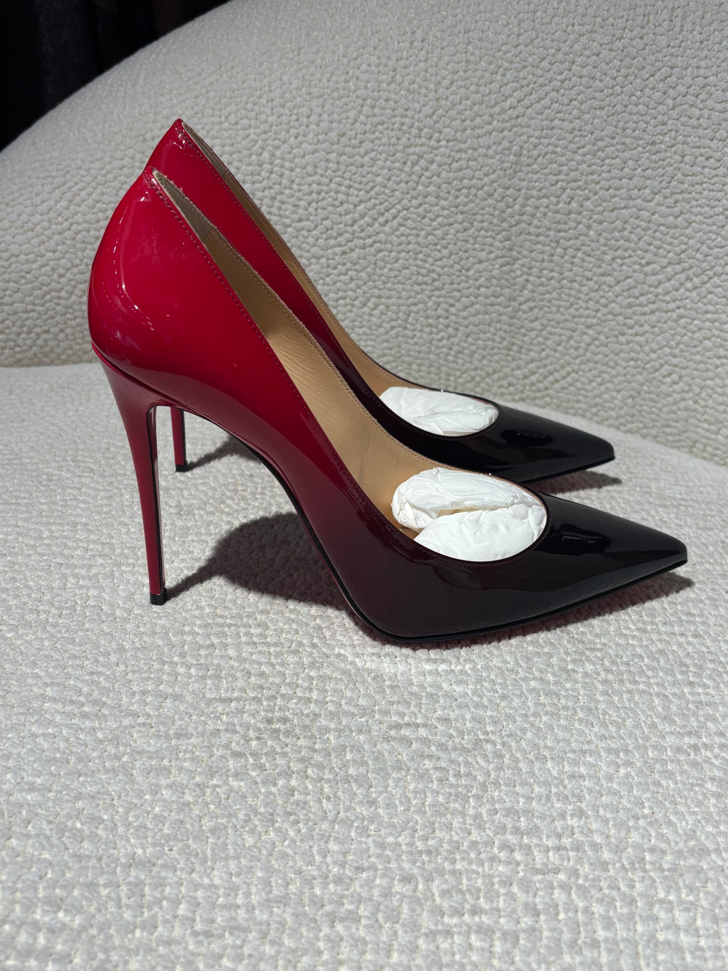 Christian Louboutin Heels – Glossy Ombré effect with Red Soles - EU 40