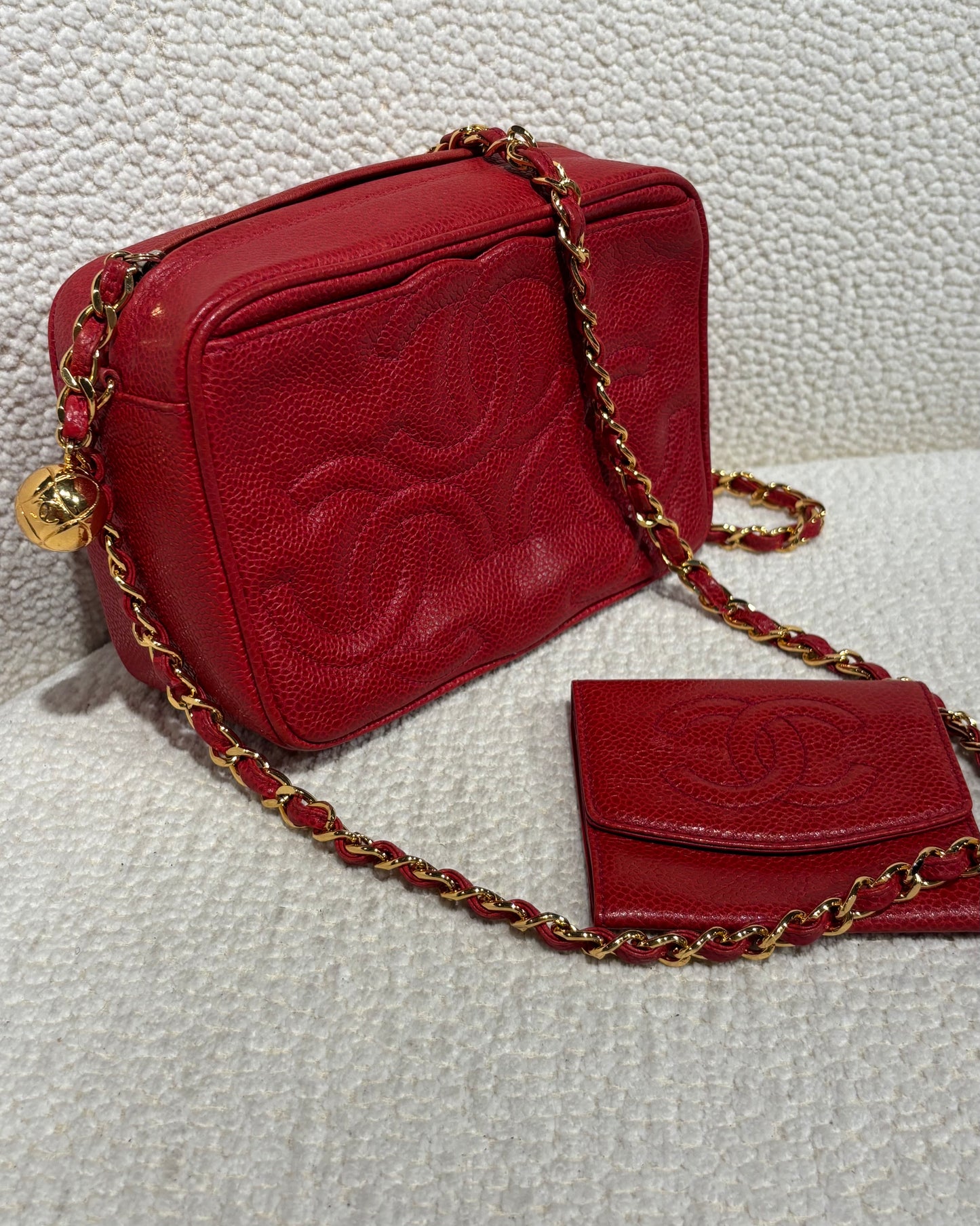 Chanel Vintage Bag & Wallet - Red Caviar leather & Gold Tassel