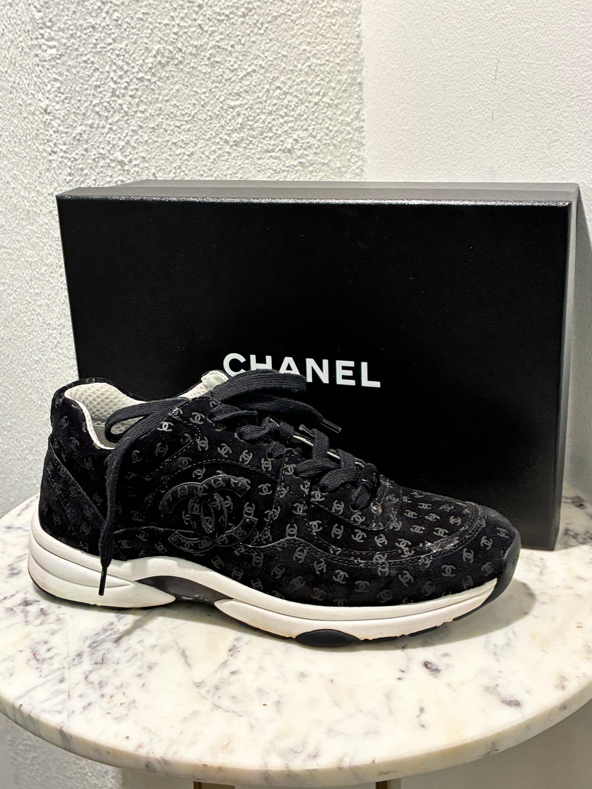 Chanel Sneakers - EU 40