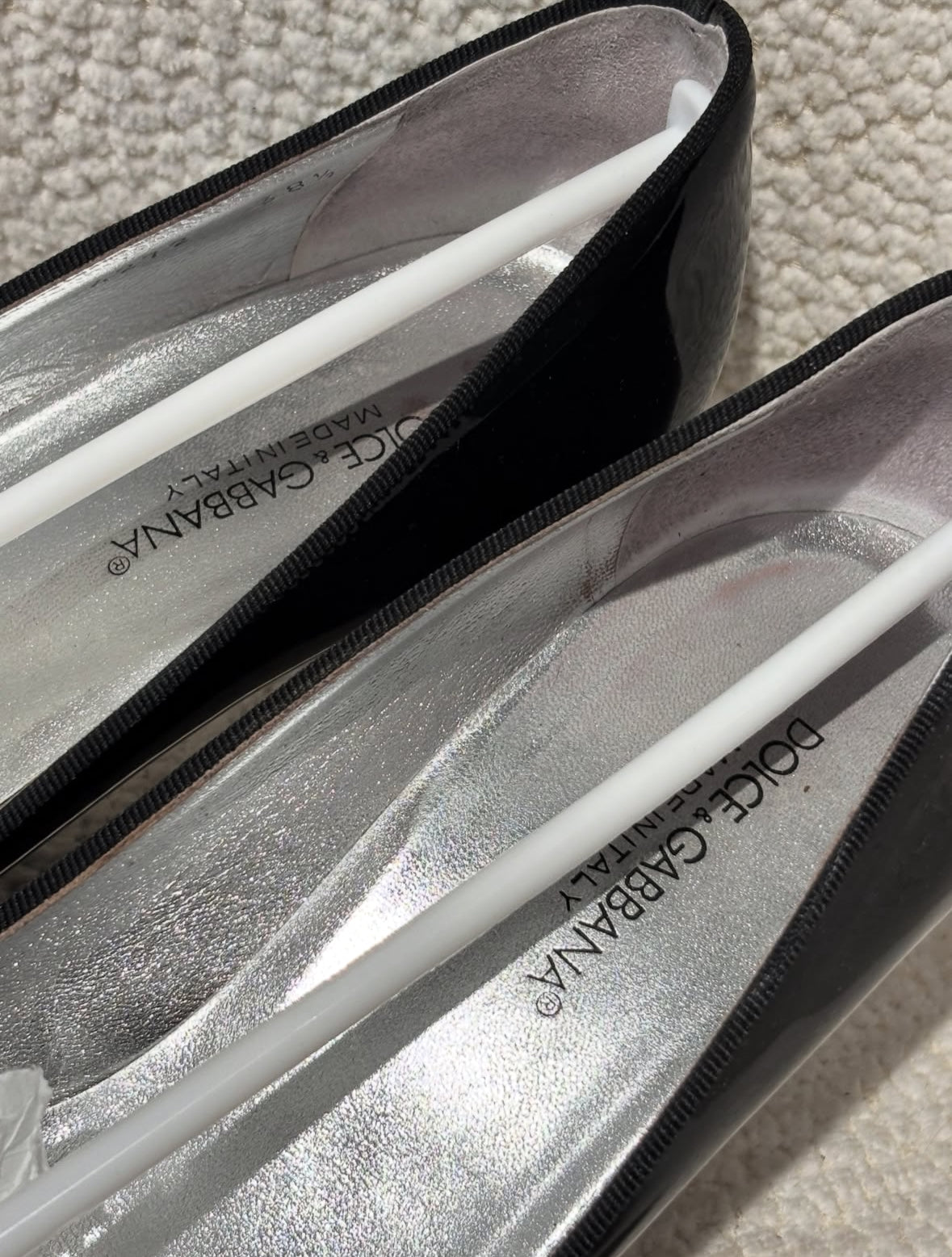 Dolce & Gabbana Heels – Black Patent Leather with Silver Details - EU 38.5