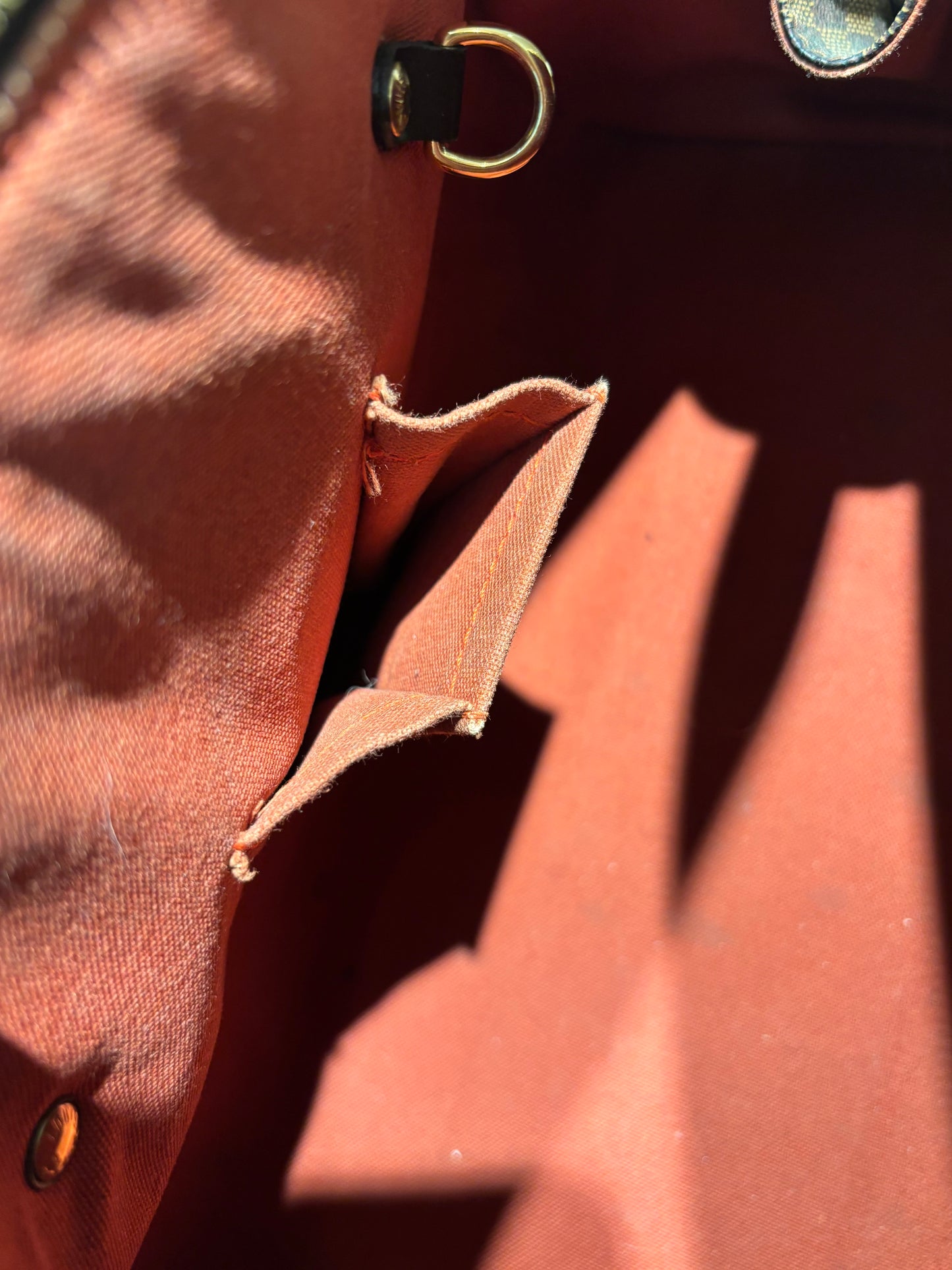 Louis Vuitton Ribera – Damier Ebene Logo Canvas