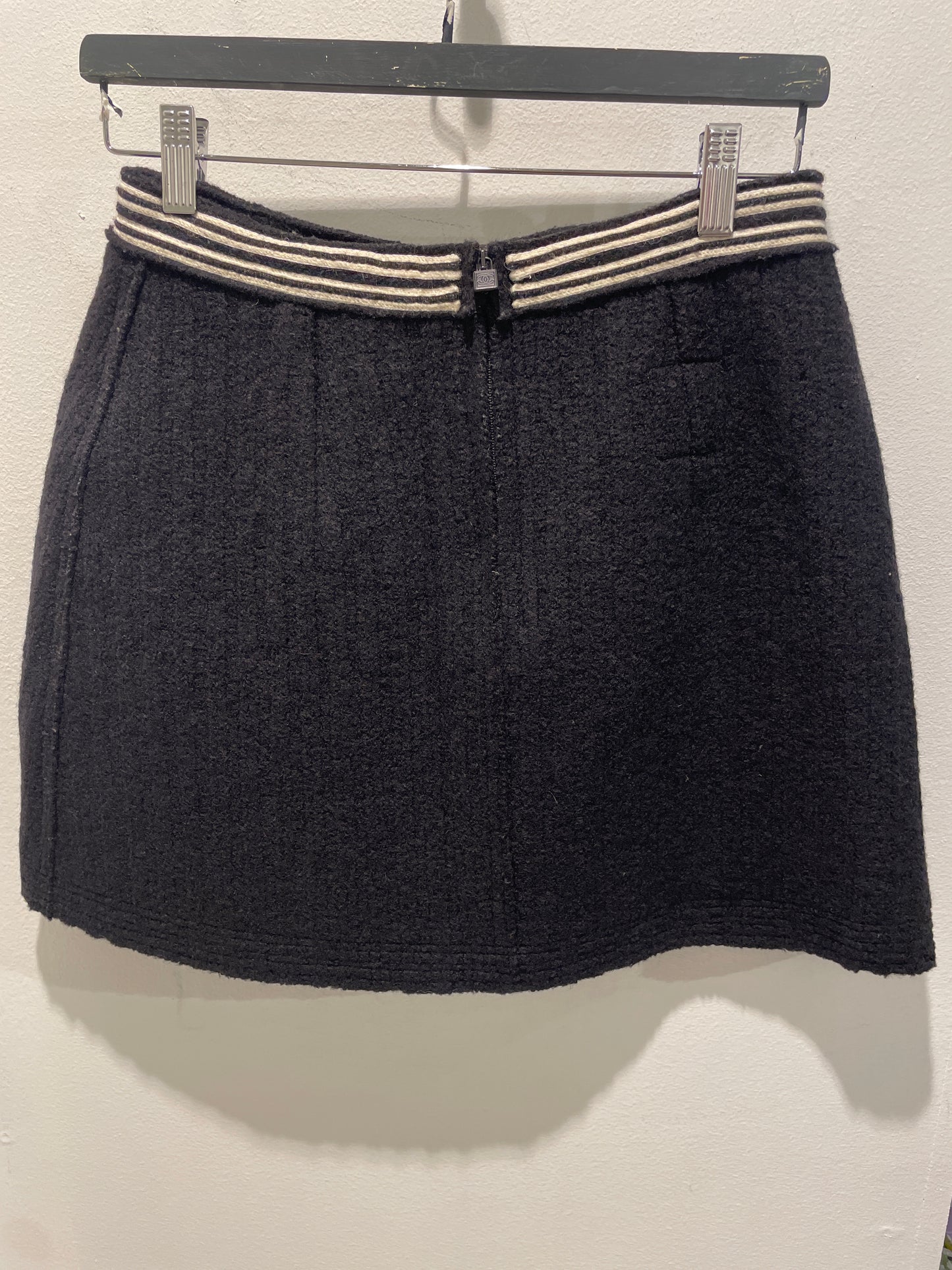 Chanel Skirt – Tweed in Black & White – EU 38 - Sport Collection