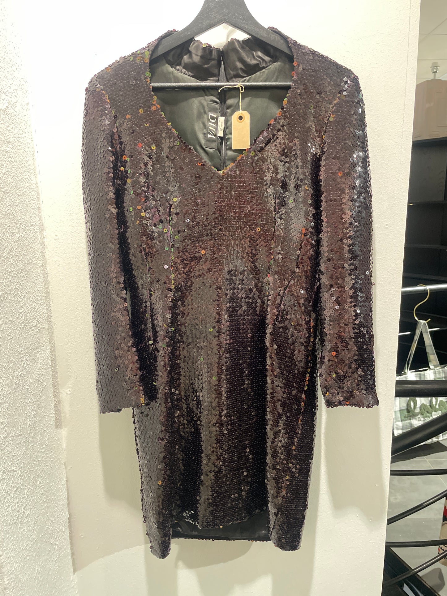Diva paillet dress - size S