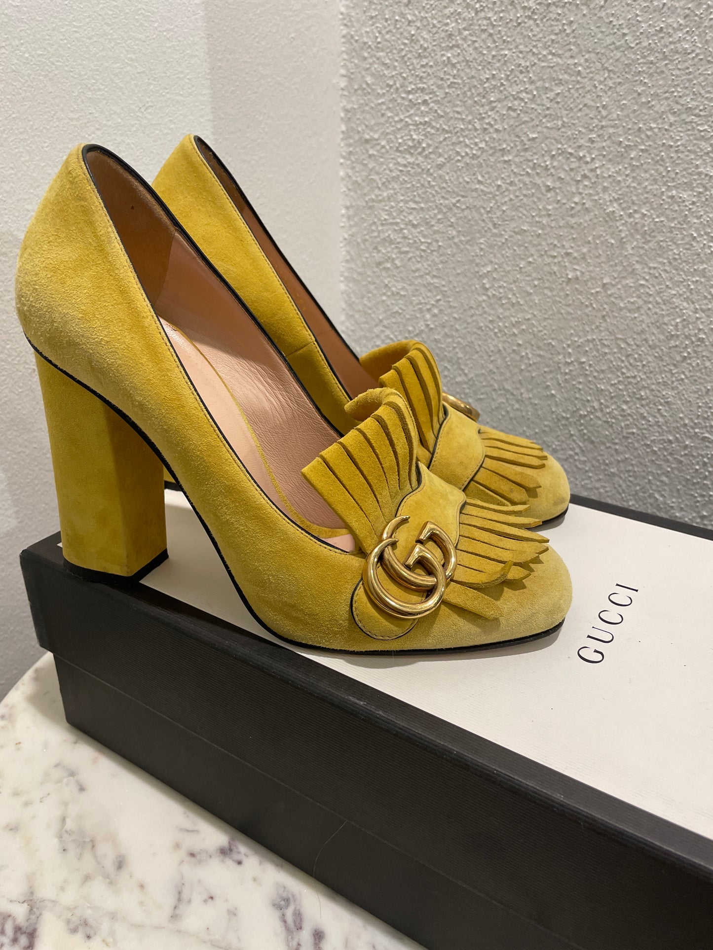 Gucci Marmont Fringe Suede Pumps – Size EU 39.5 / Yellow