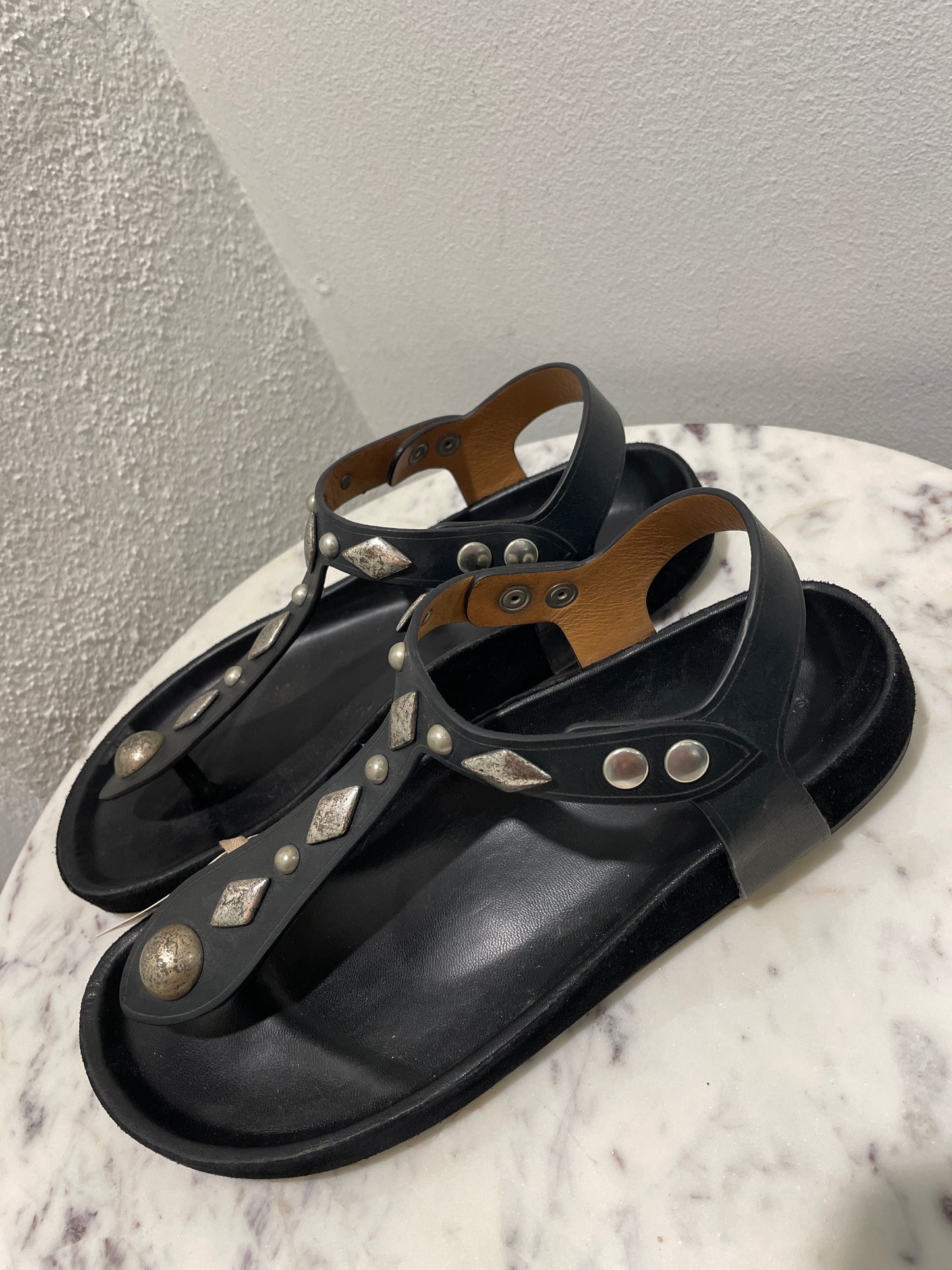 Isabel Marant Studded Leather T-Strap Sandals - 38
