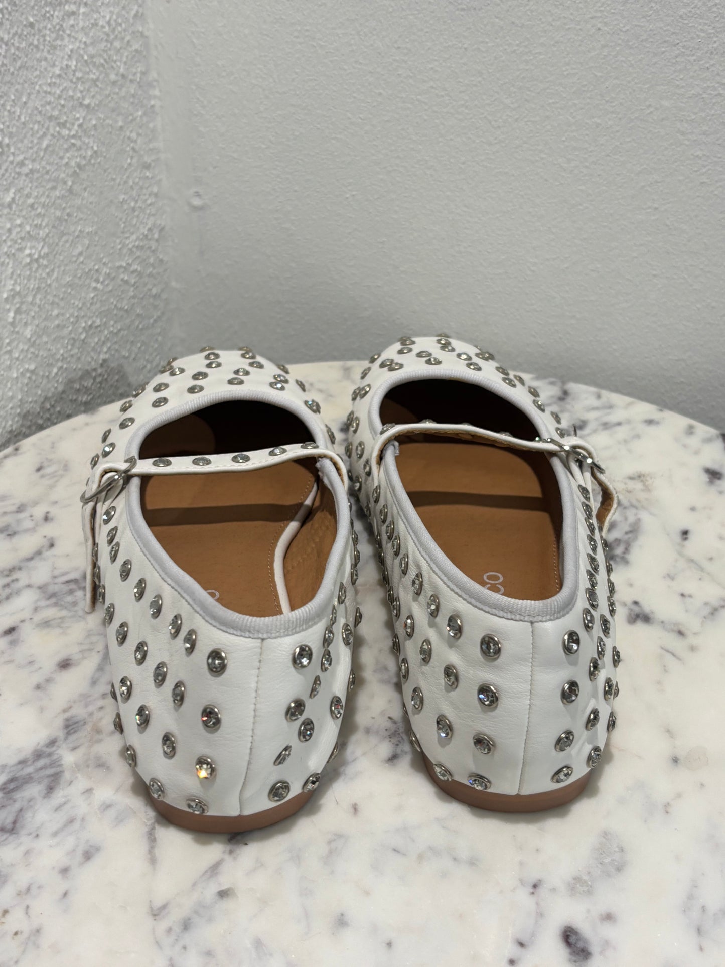 Medina x Bianco - White ballerinas w stones - 39 - Medinas Wardrobe