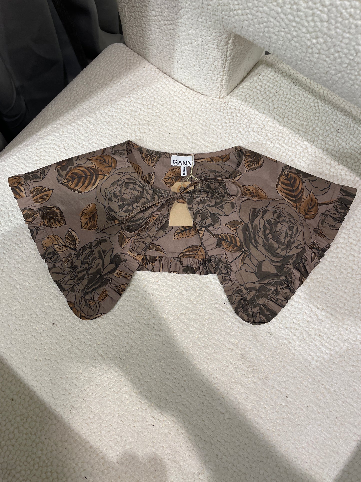 Ganni collar