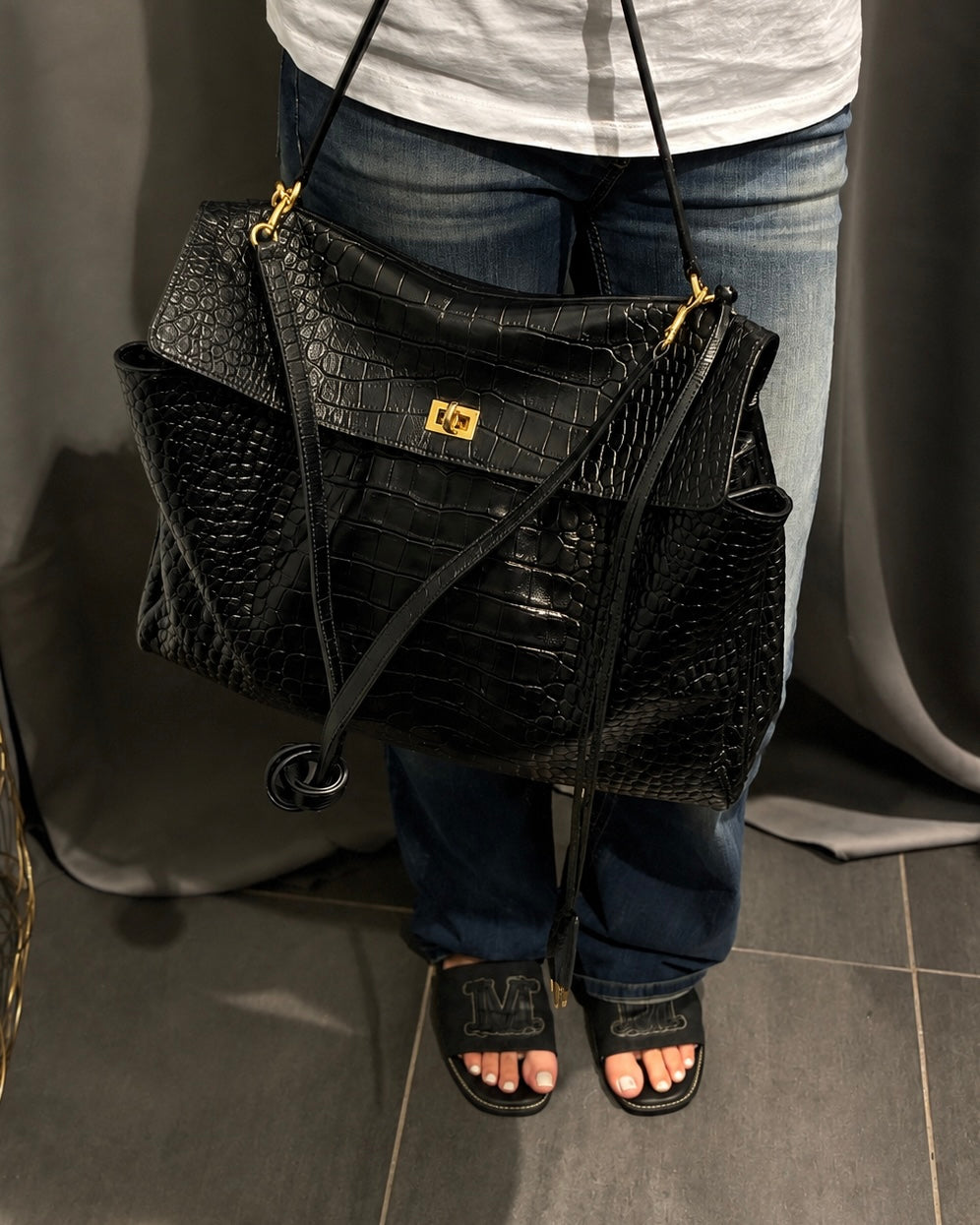Balenciaga - Rodeo Croco Large Shoulderbag - Medinas Wardrobe