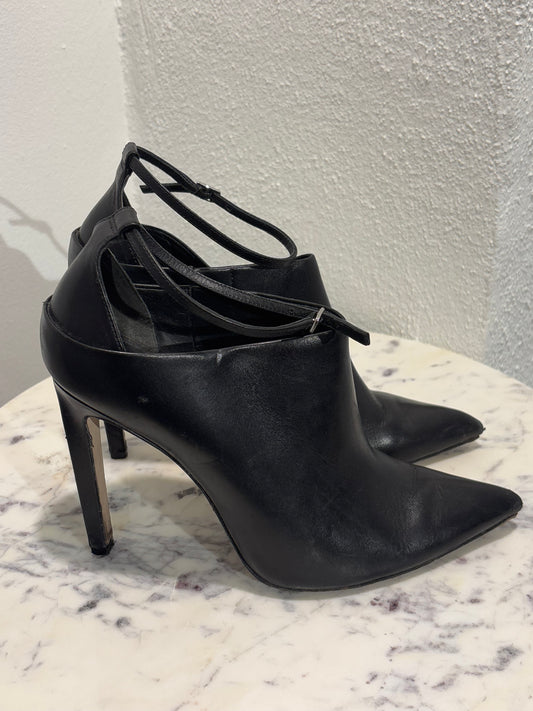 Alexander Wang - Heels - Leather - 39 - Medinas Wardrobe