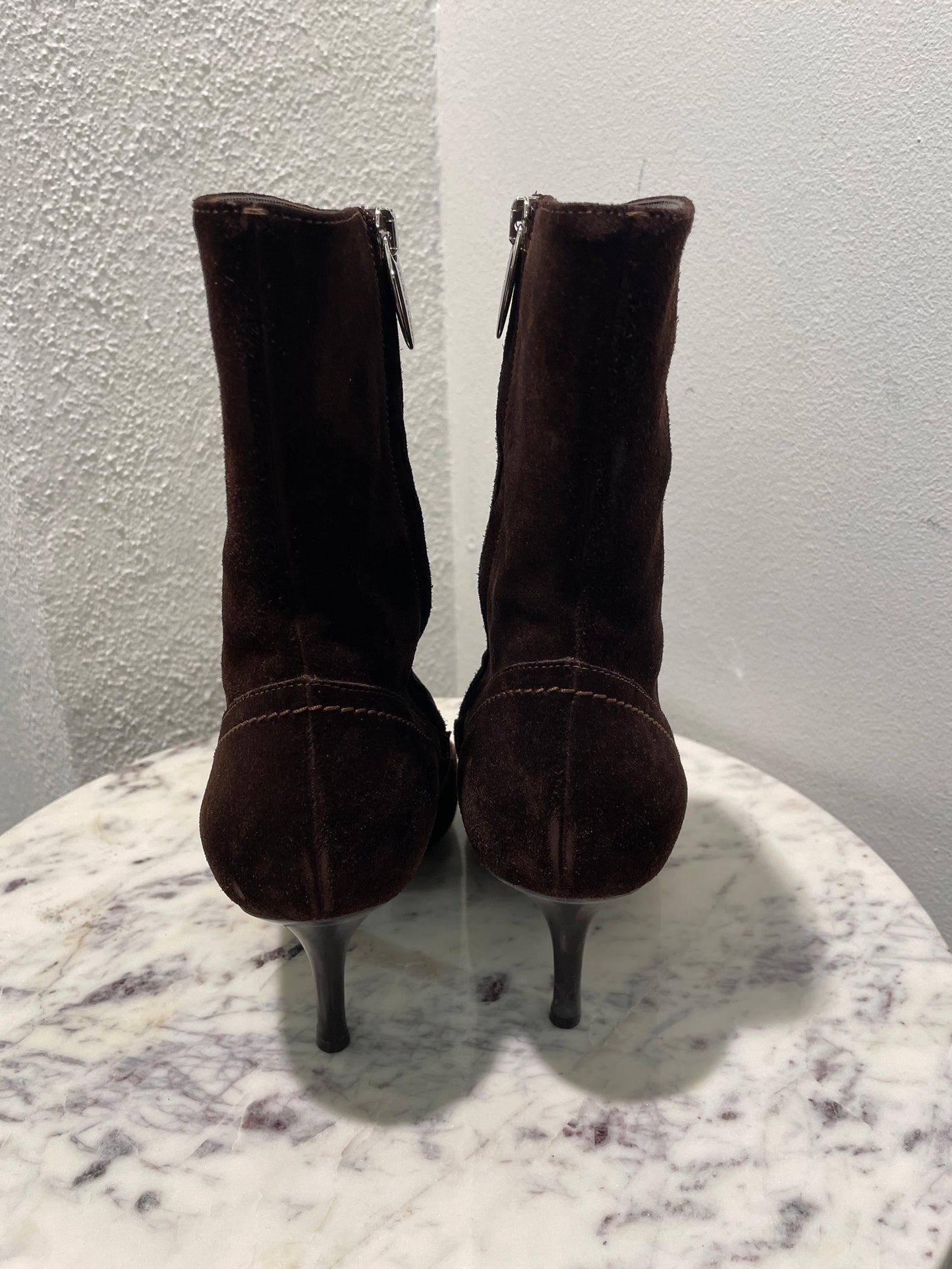Unworn Vintage Sergio Rossi Brown Suede Pointed-Toe Boots with Box - 39