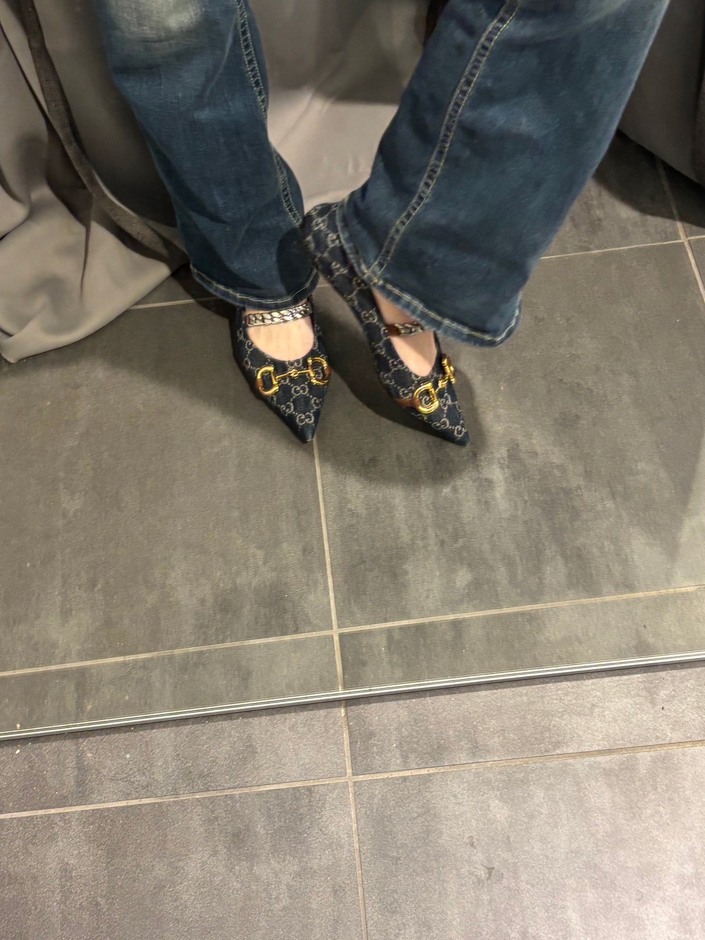 Gucci - Denim Ballerinas - GG Monogram - EU40 - Medinas Wardrobe