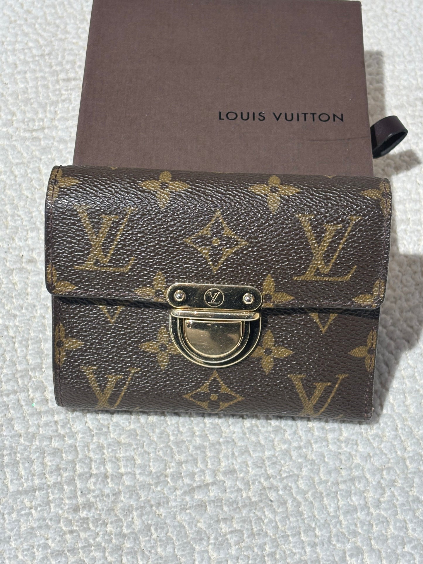 Louis Vuitton Wallet – Brown Leather with Gold Clasp