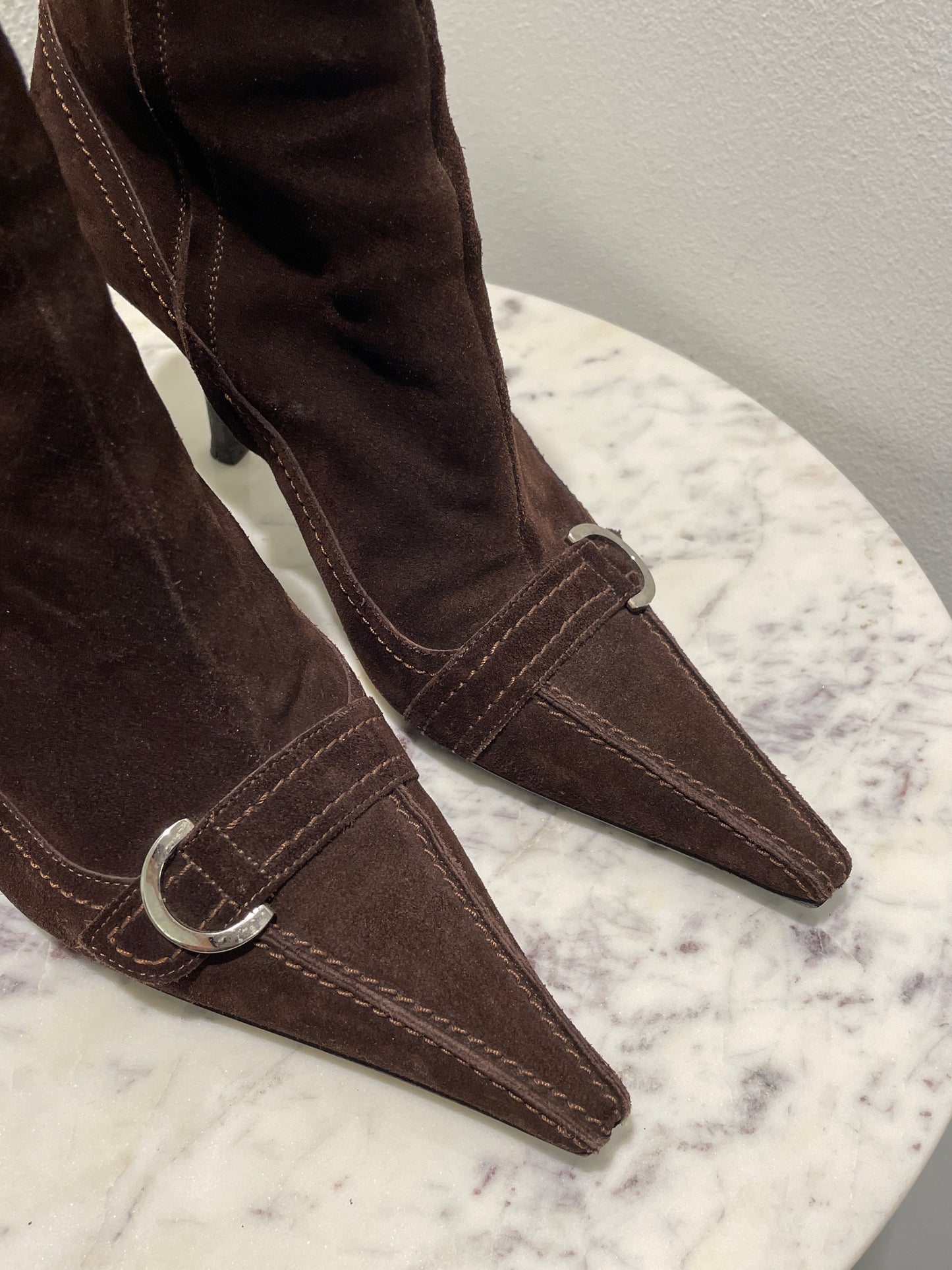 Unworn Vintage Sergio Rossi Brown Suede Pointed-Toe Boots with Box - 39
