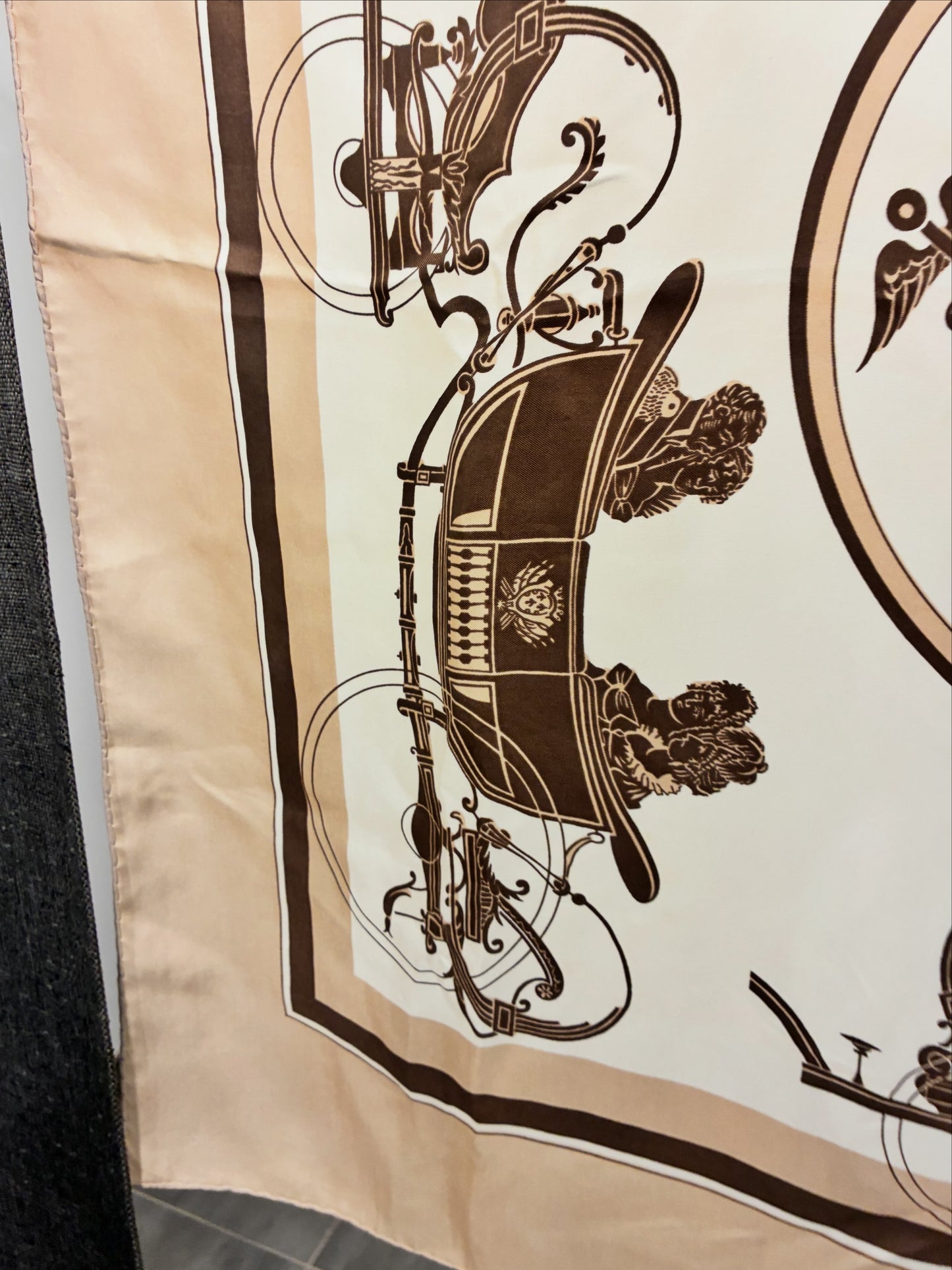 Hermès Silk Scarf – Beige & Brown