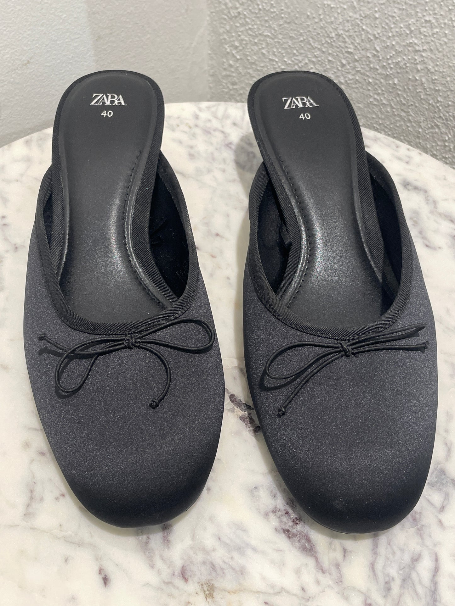 Zara - Kitten Heel Mules – Str. 40  Medinas Wardrobe