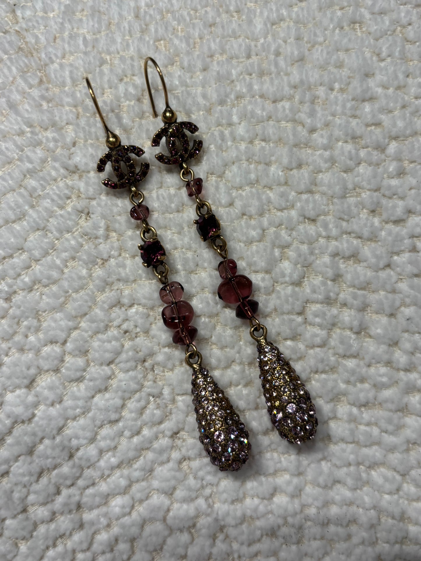 Chanel Earrings - Violet stones and Gold Metal