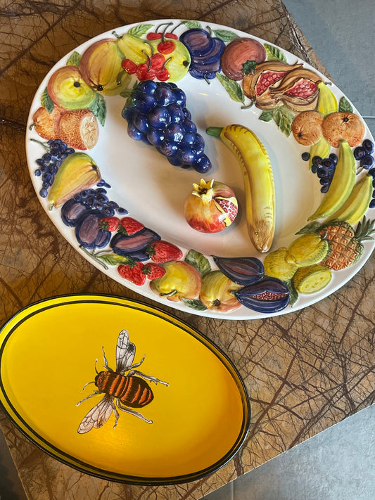 Stort fad m. frugtmotiv - Italiensk porcelæn