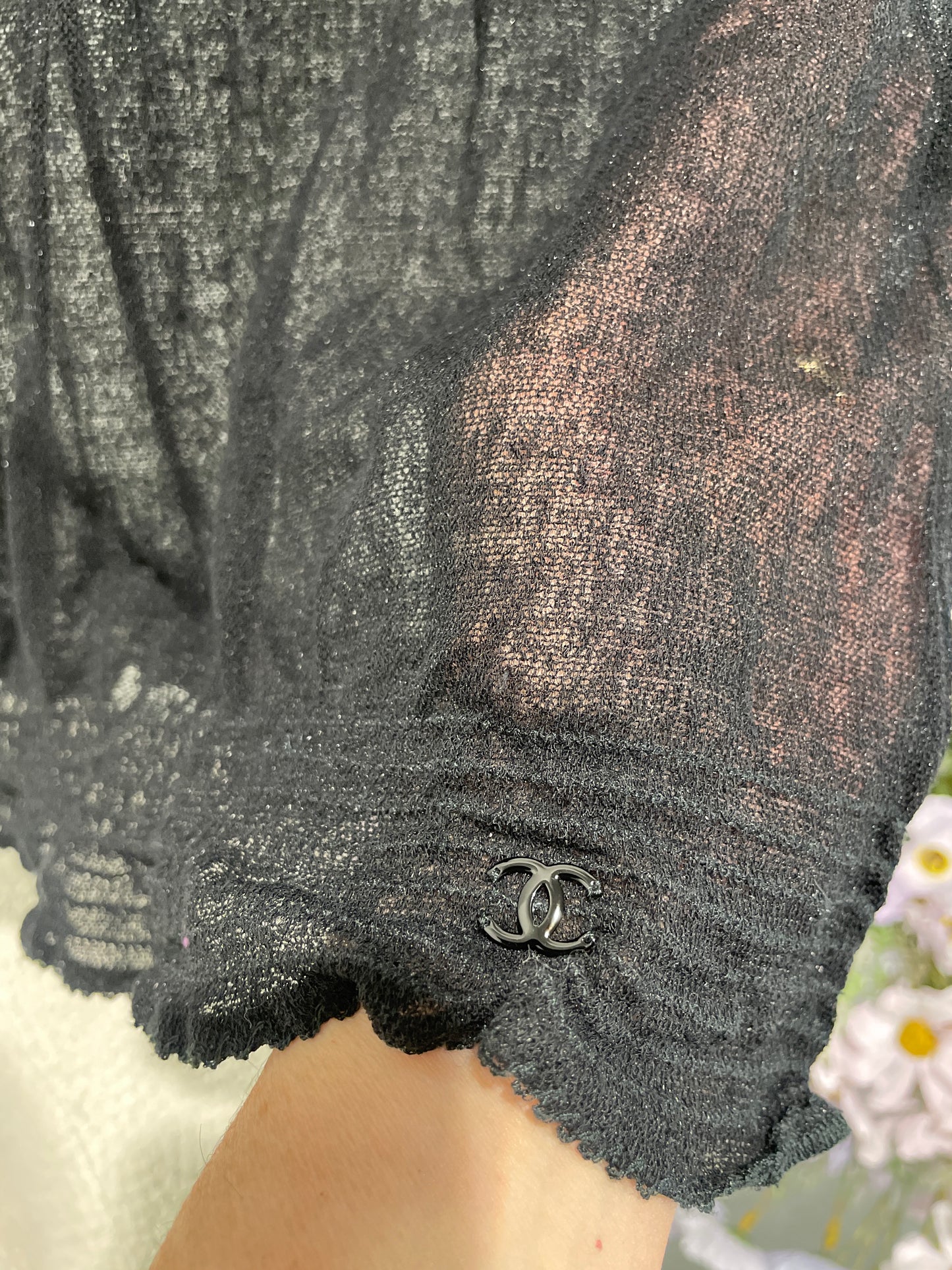 Chanel Top – Beautiful Camelias & CC's – EU38