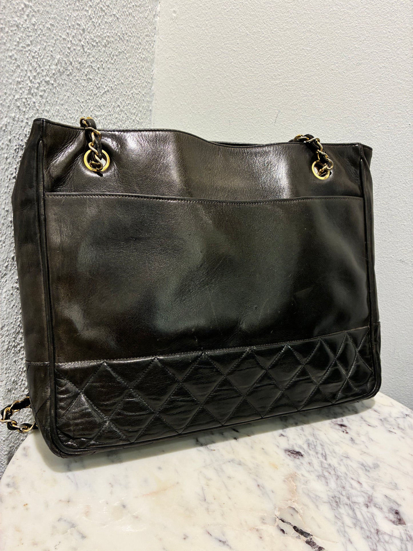 Chanel Vintage Tote - CC Detail - Black Lambskin & 24K Gold Hardware