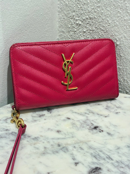 Saint Laurent - Cassandre Matelessé Flap Pouch - Pink Leather & Gold Hardware