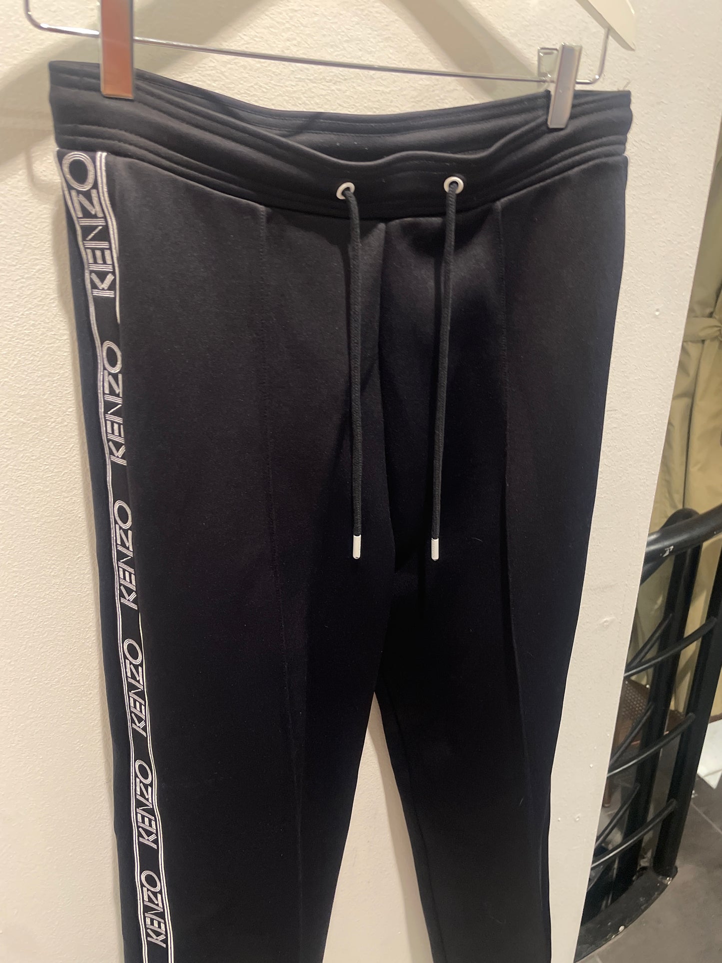 Kenzo – Paris Logo Side-Stripe Trackpants (Black/White) - S/M