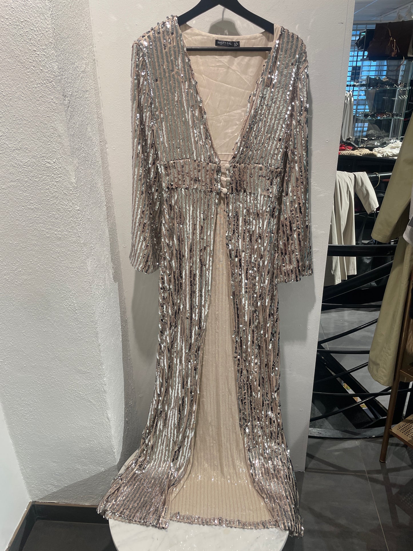 Nasty Gal - Dress / cape w. paillets - EU38 - Medinas Wardrobe