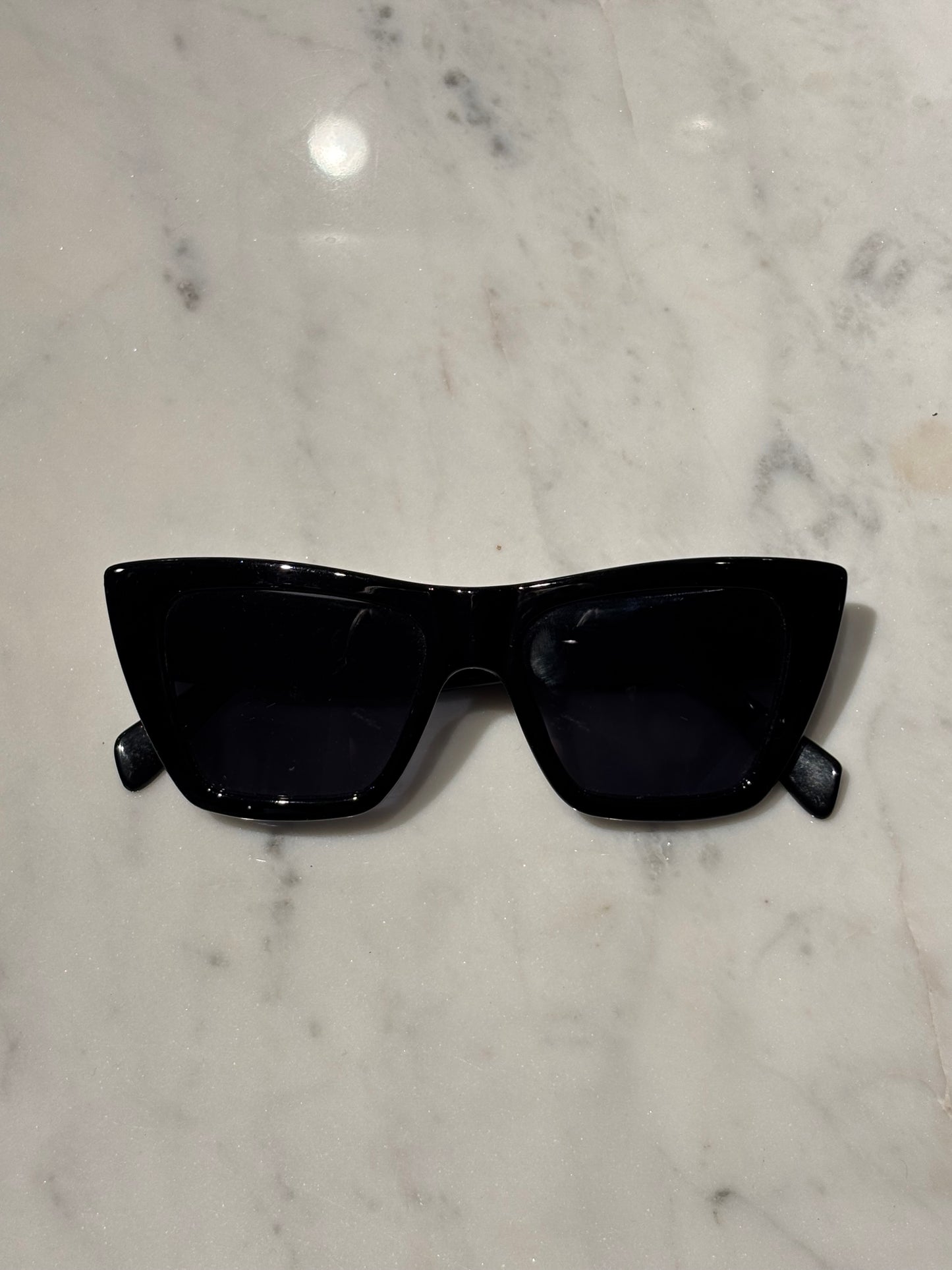 Weekday - Sunglasses - Medinas Wardrobe