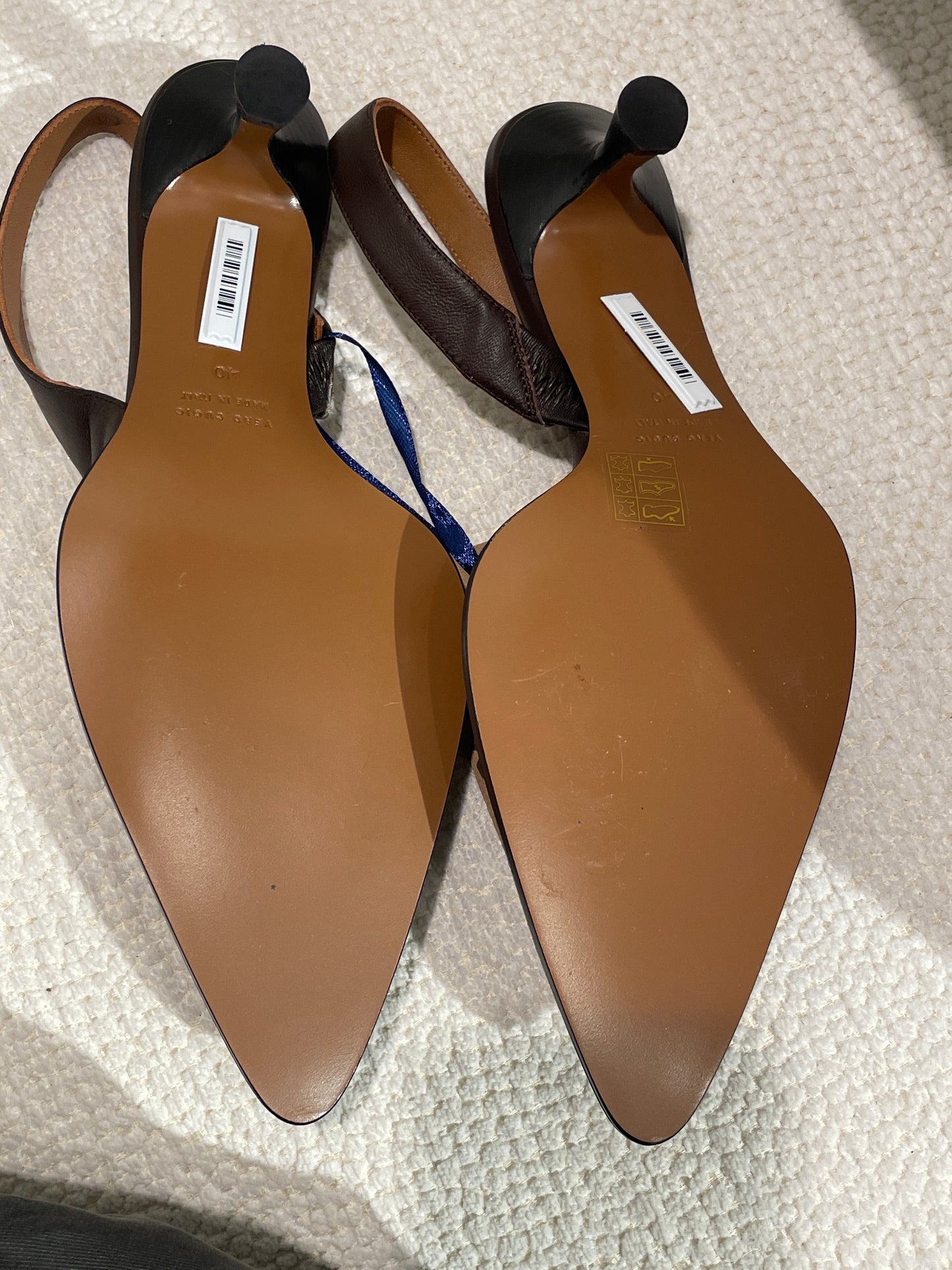 ATP - brand new kitten heels - 40