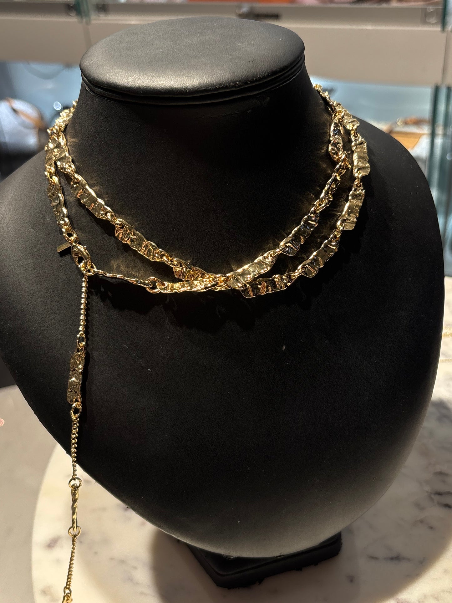 Pilgrim - Necklace - Gold Hammered L - Medinas Wardrobe