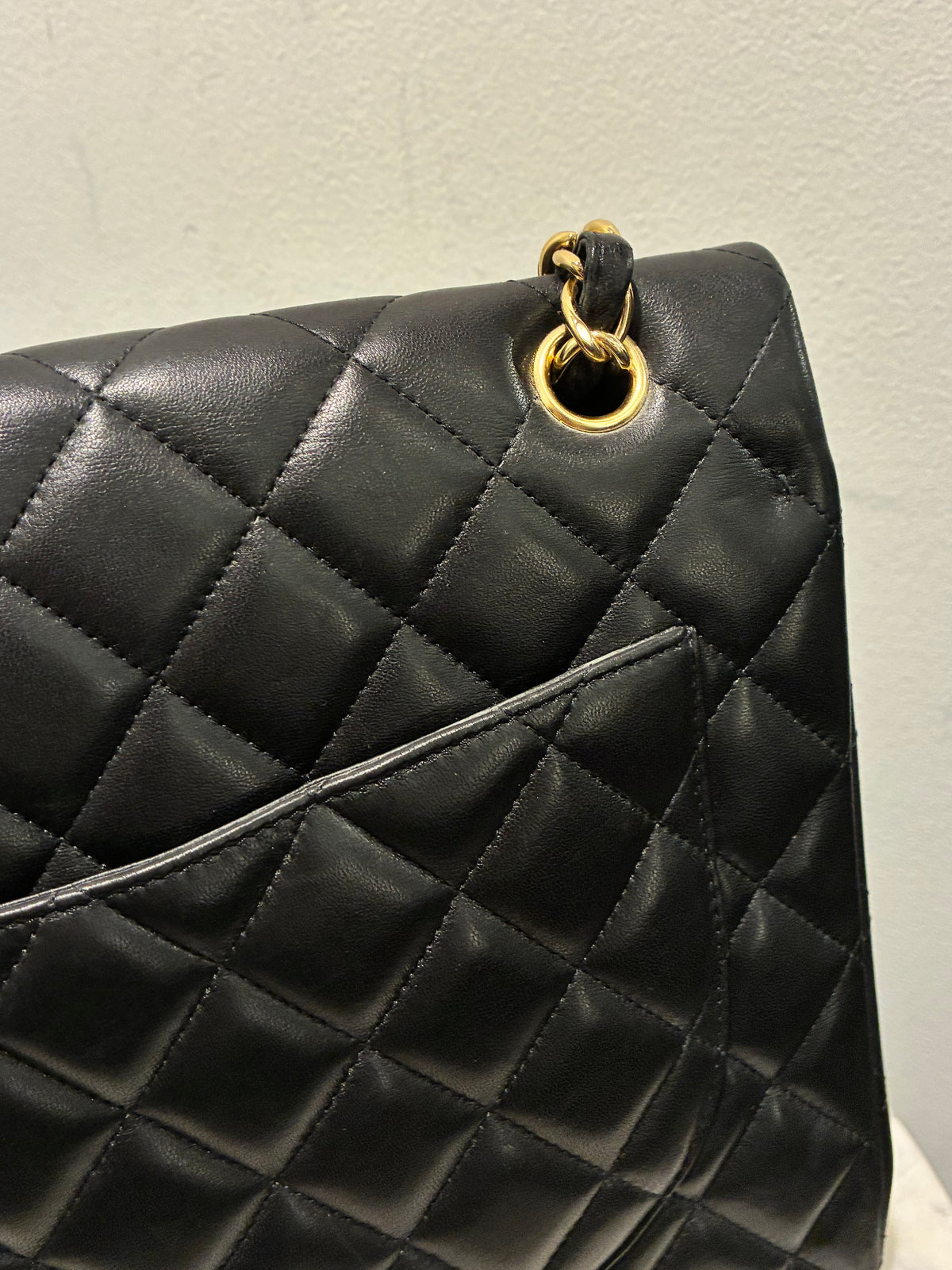 Chanel Jumbo Classic Single Flap – Black Lambskin & Gold Hardware