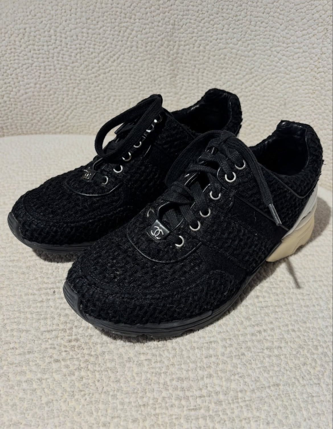 Chanel boucle Sneakers –  EU38