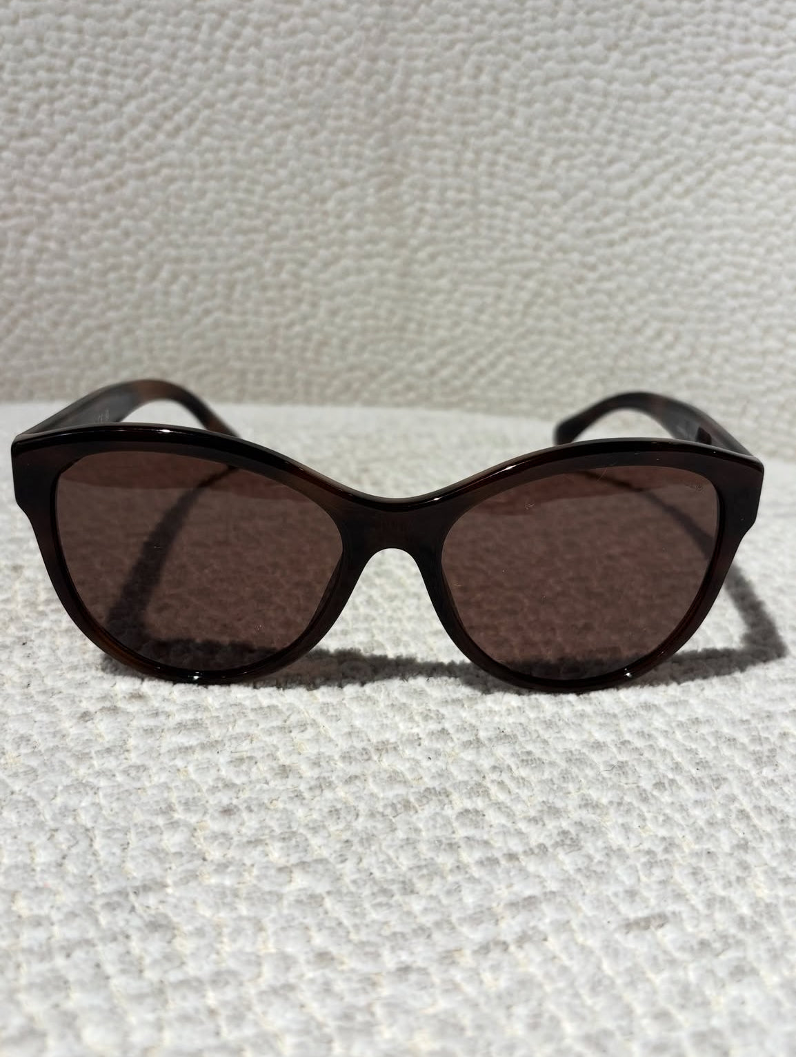 Chanel Sunglasses - Brown w. gold