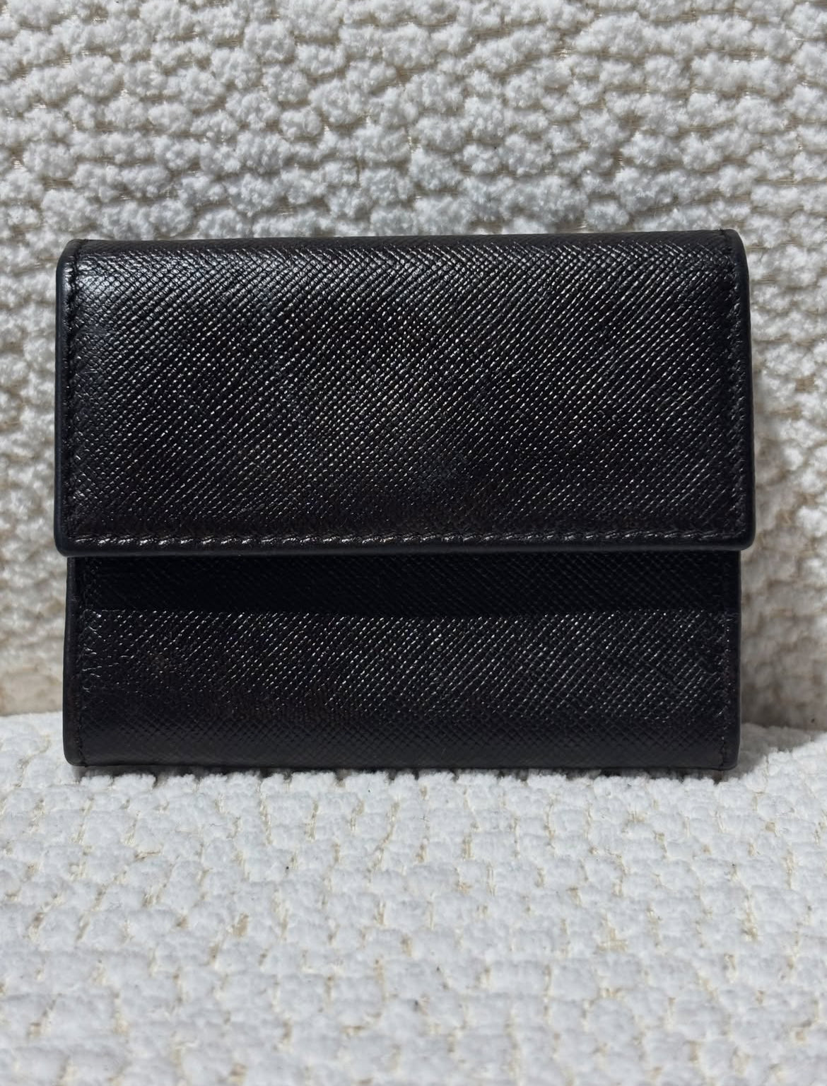 Prada -  logo wallet
