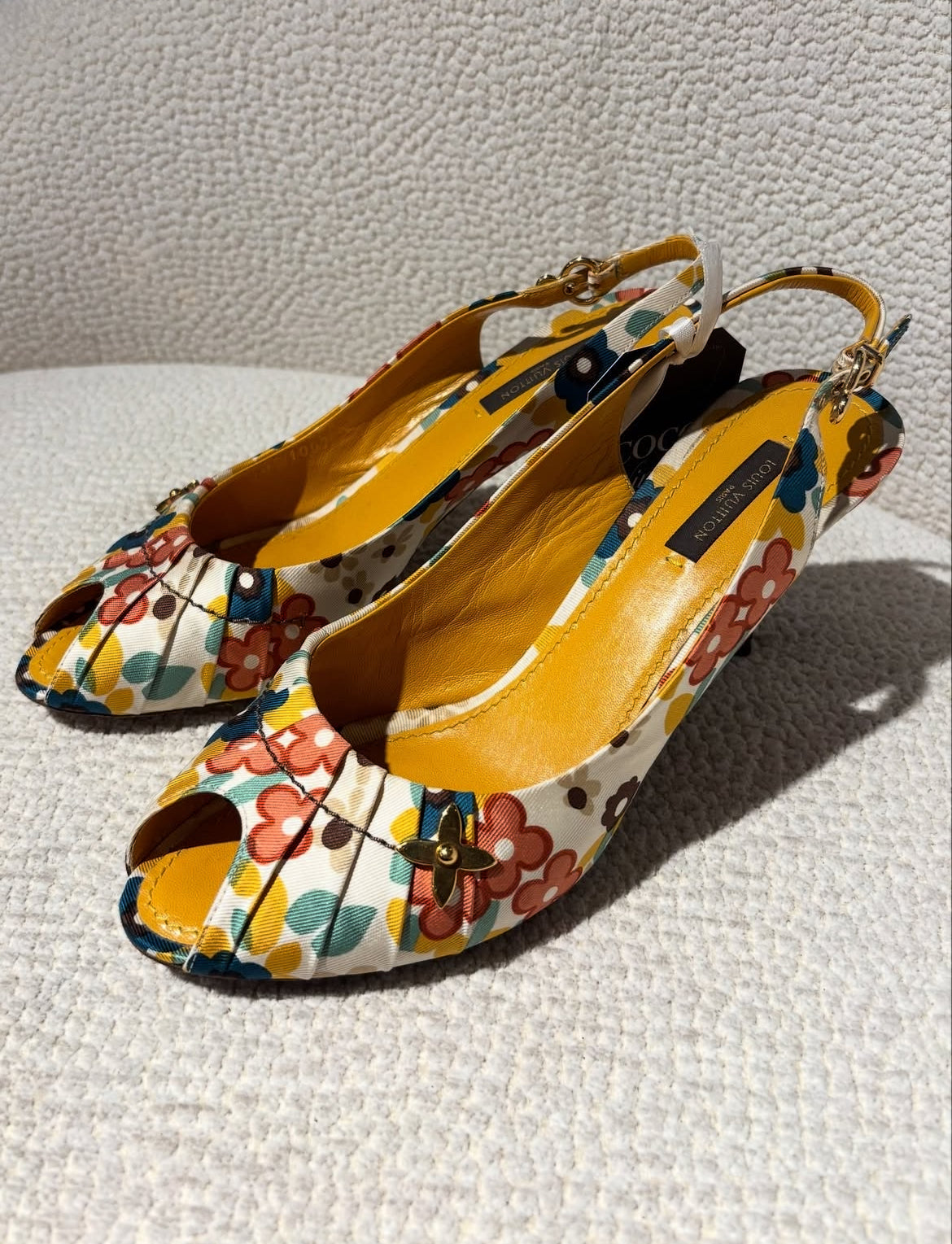 Louis Vuitton Slingback Heels – Multicolour with Gold Details - EU 38,5