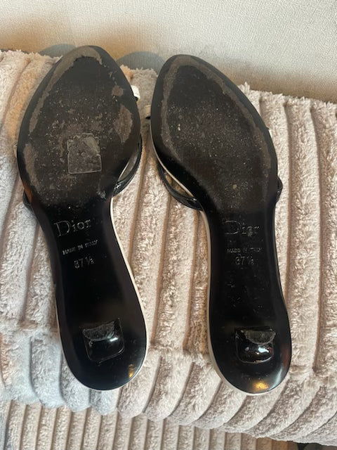 Dior - Mules med Kitten Heel - hvid & sort