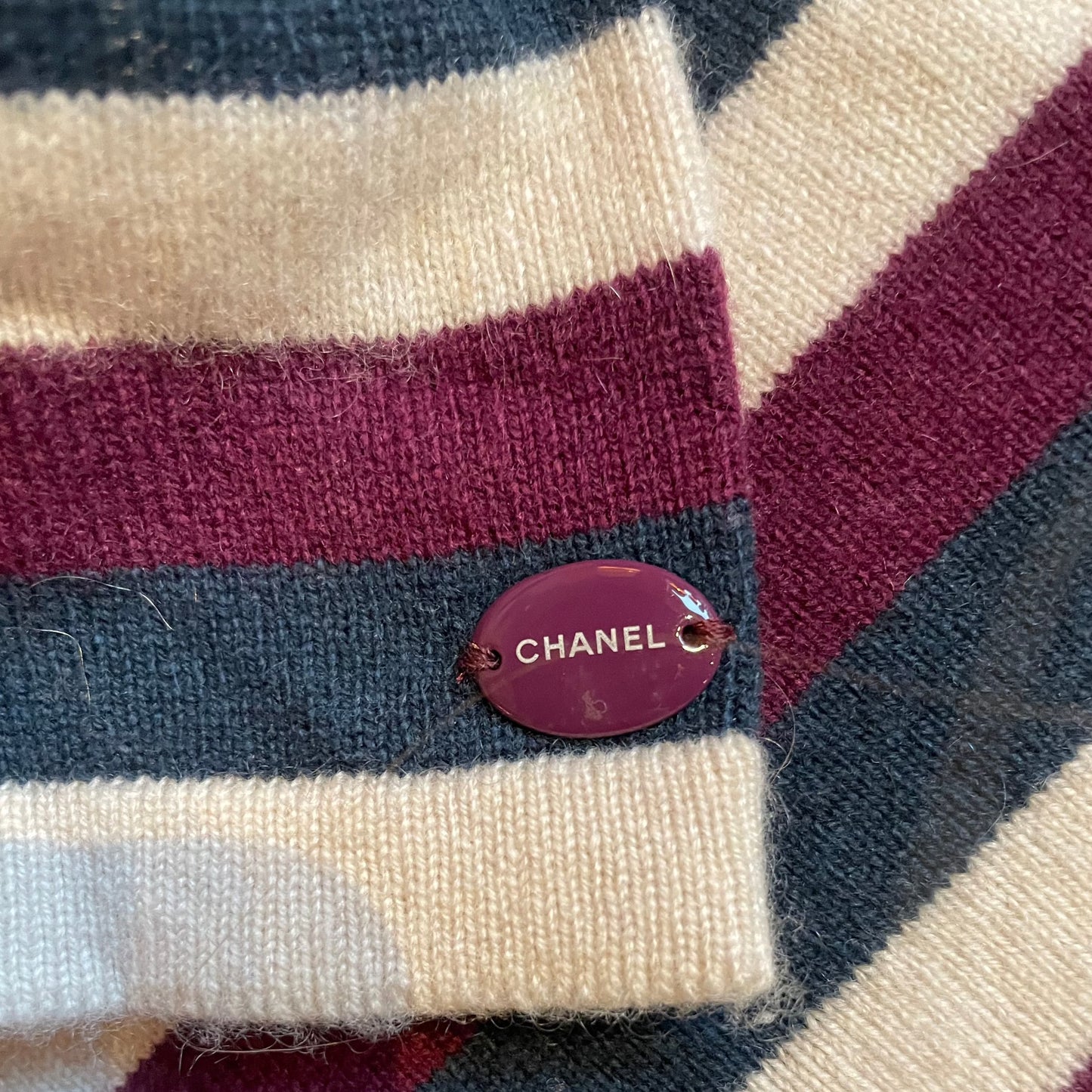 Chanel - Cashmere top