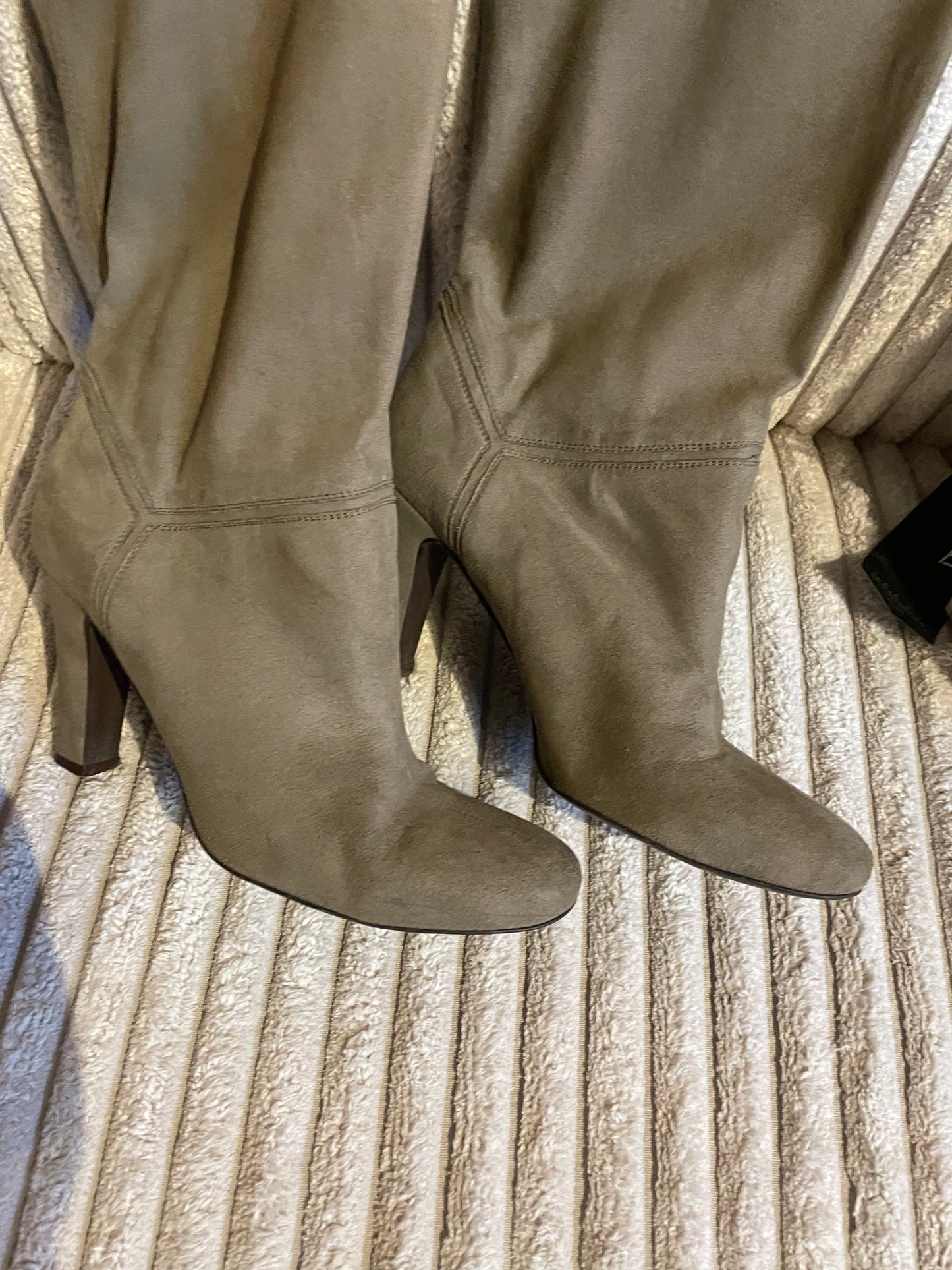 Stella McCarttney - Kneehigh støvle i vegan-nubuck