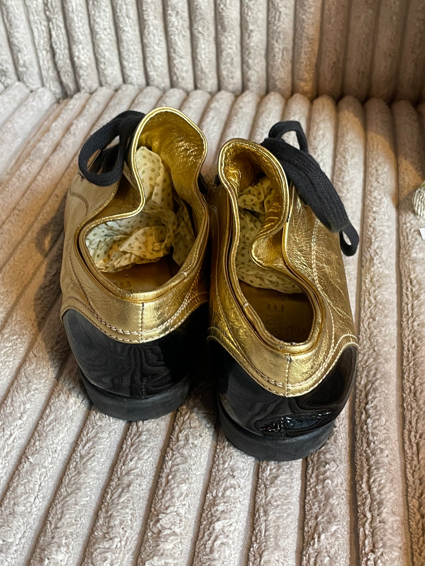 Chanel - sneaks - guld & sort - Str. 38