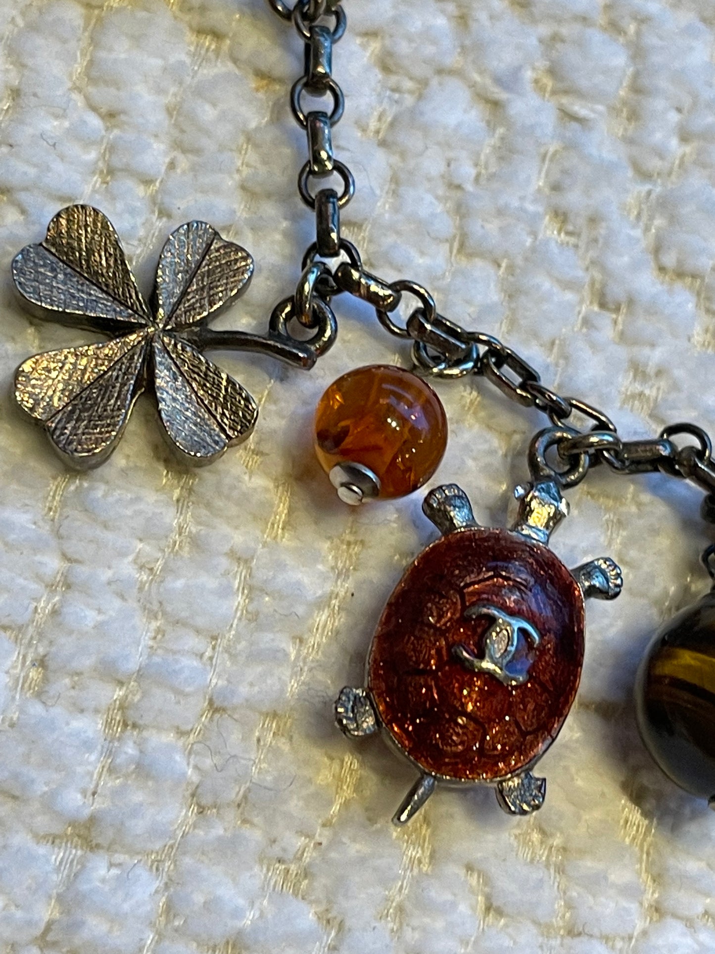 Armbånd med charms - Chanel