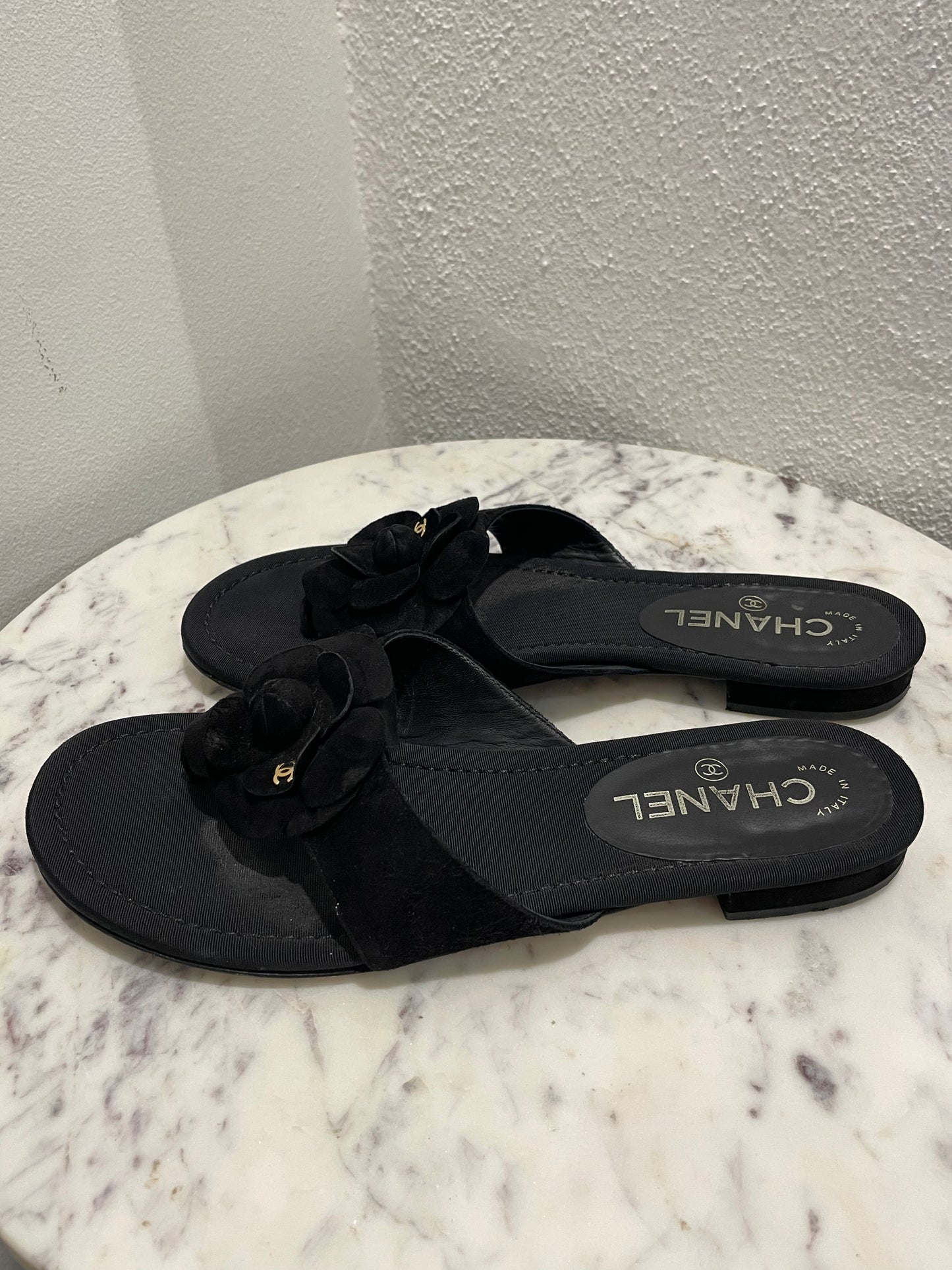 Chanel Camellia Suede and Satin Thong Sandals - 39,5