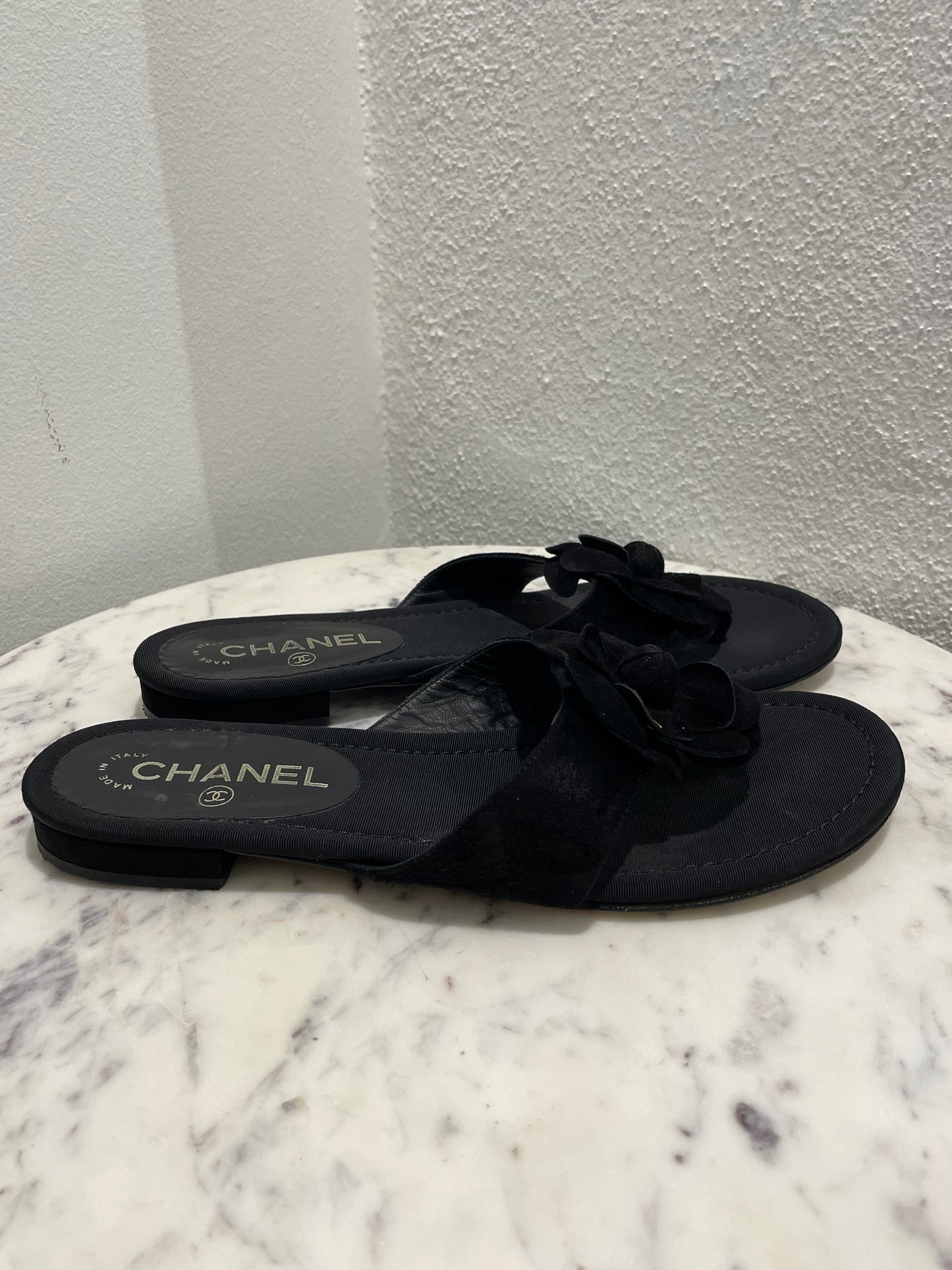 Chanel Camellia Suede and Satin Thong Sandals - 39,5