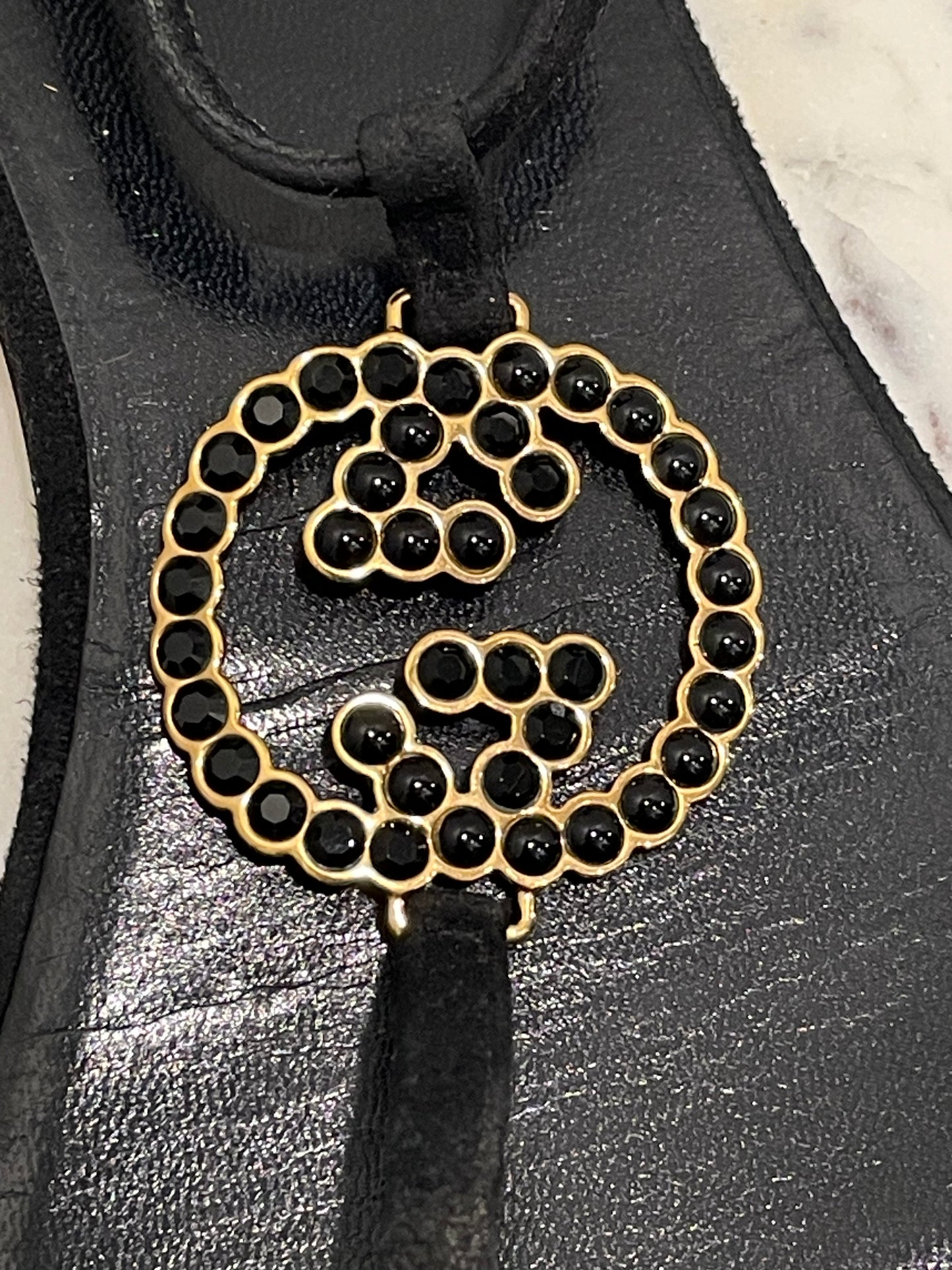 Gucci Interlocking GG Roman Leather Flat Sandals - 38
